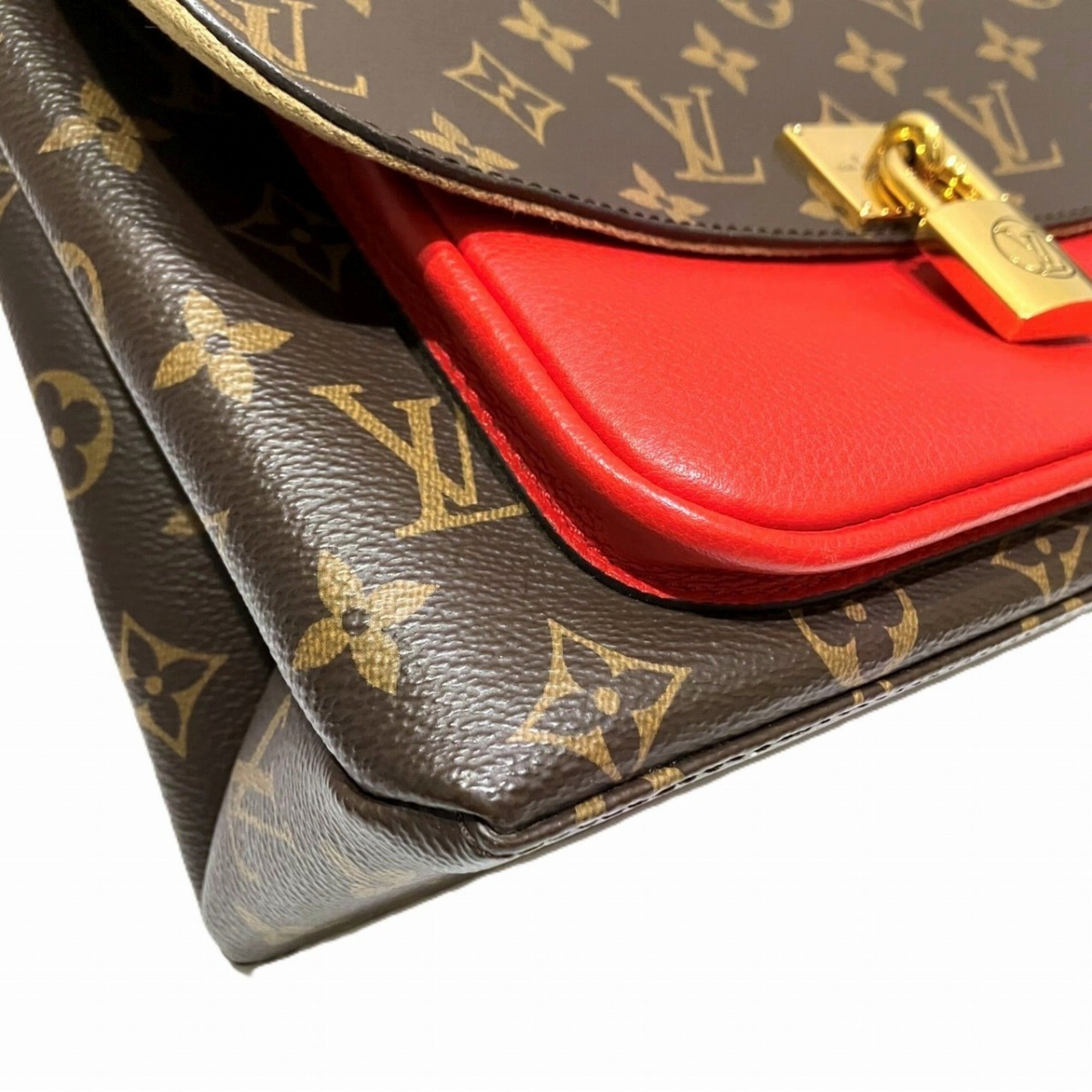 Louis Vuitton Brown Monogram Red Color Monogram Leather Handbag (Pre-Owned)