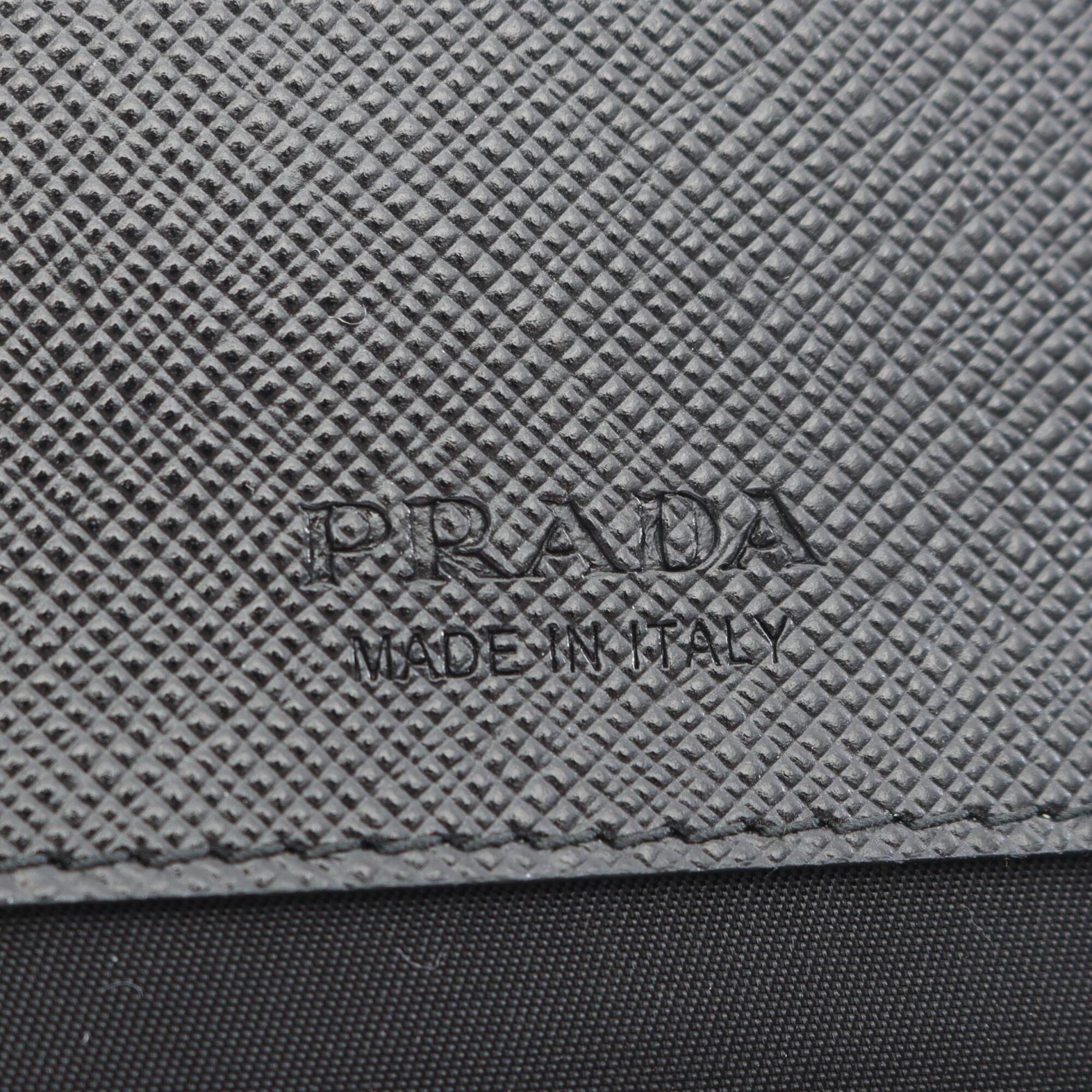 Prada Black Nylon Leather Handbag Shoulder Bag (Pre-Owned)