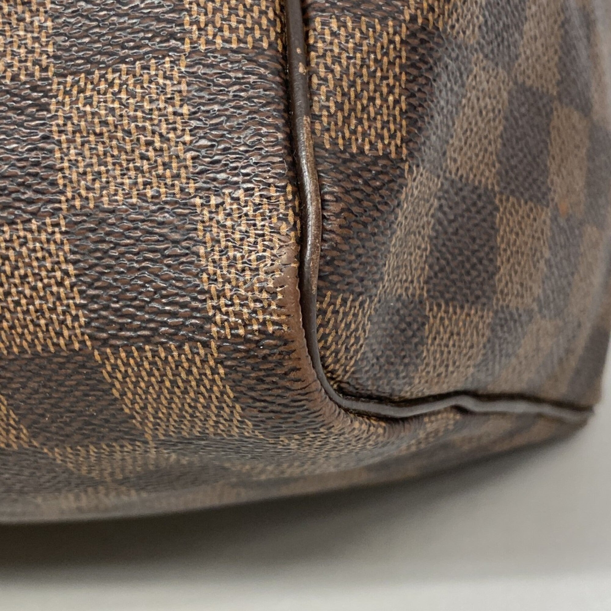 Louis Vuitton Ebene Handbag (Pre-Owned)