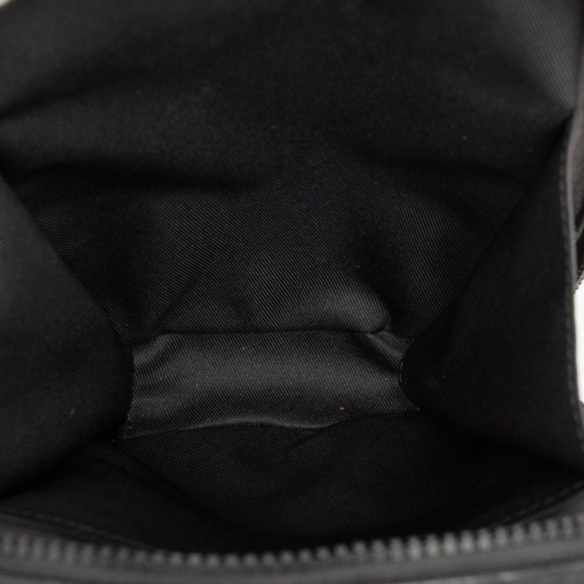 Louis Vuitton Black Noir Leather Shoulder Bag Sling Bag (Pre-Owned)