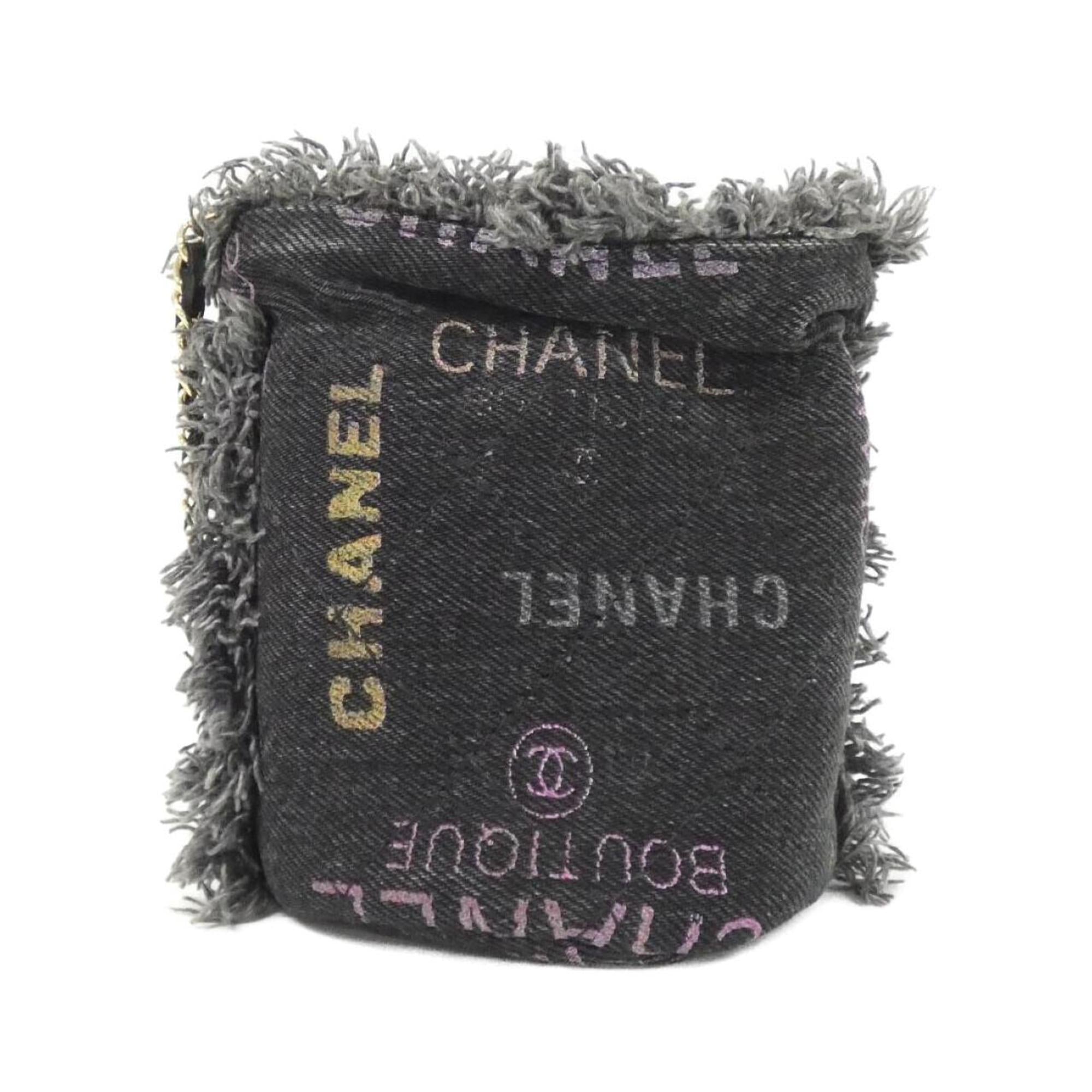 Chanel Black Shoulder Bag (Pre-Owned)