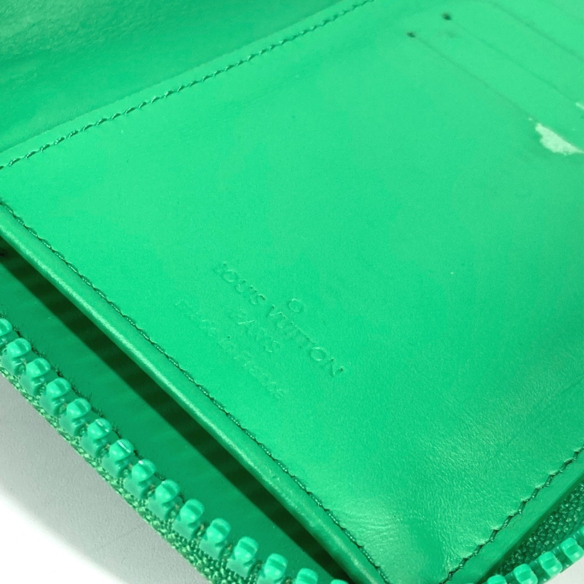 Louis Vuitton Green Leather Long Wallet (Bi-Fold) (Pre-Owned)