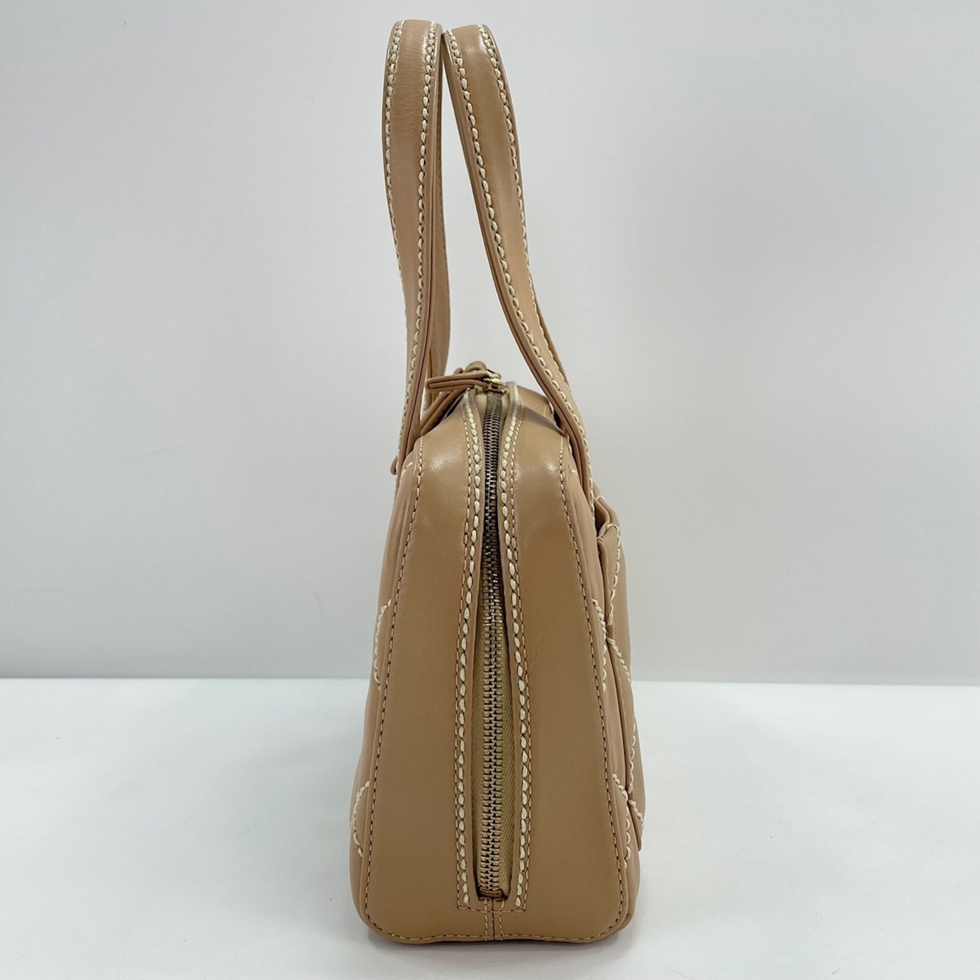 Chanel Beige Handbag (Pre-Owned)