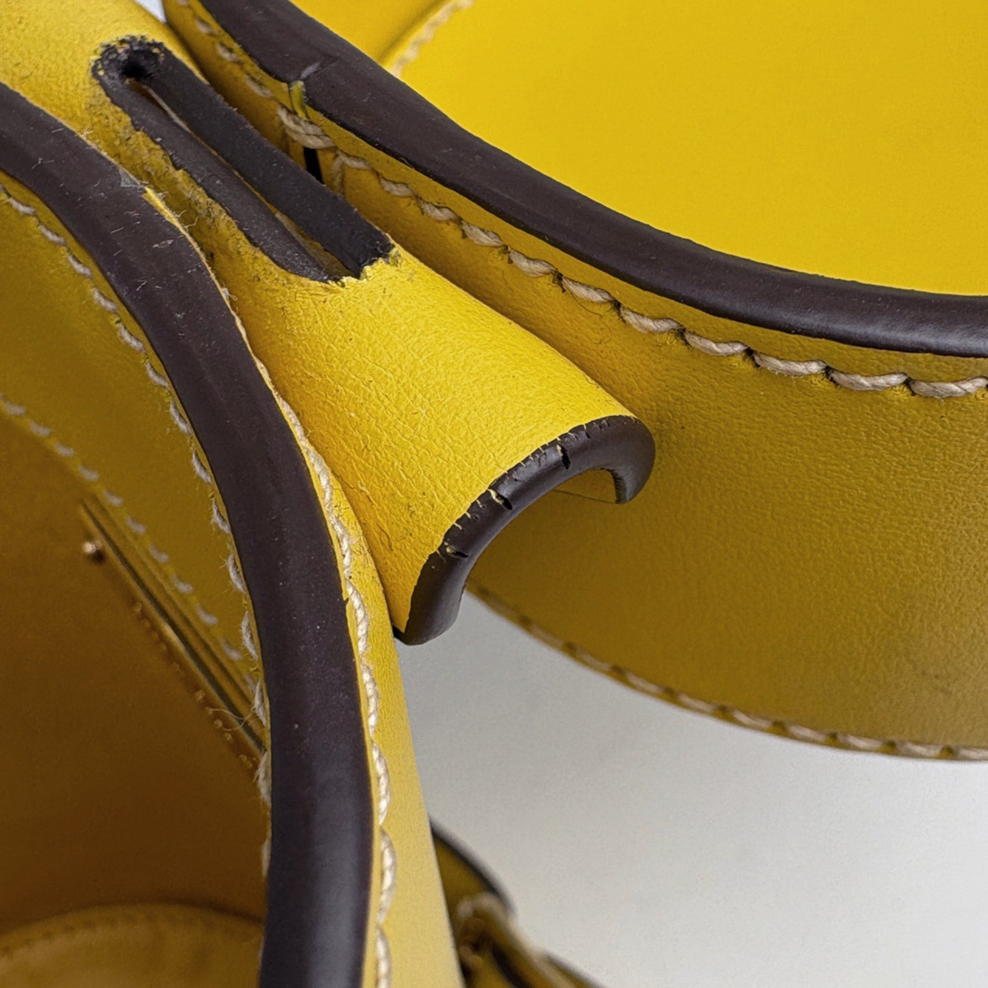 Miu Miu Yellow Leather Shoulder Bag (Pre-Owned)