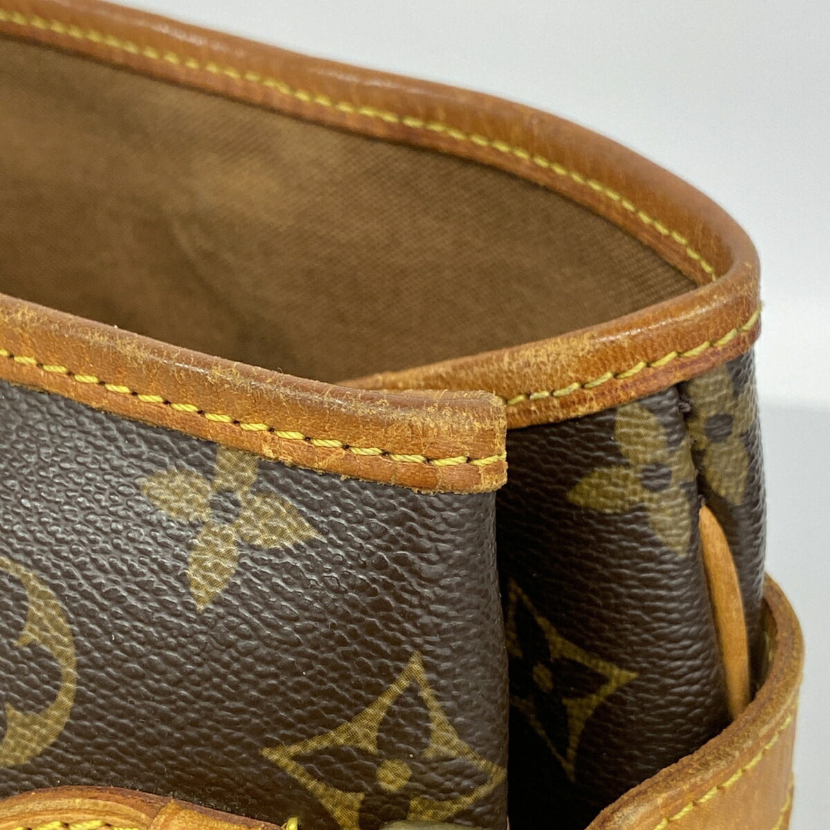 Louis Vuitton Brown Tote Bag (Pre-Owned)