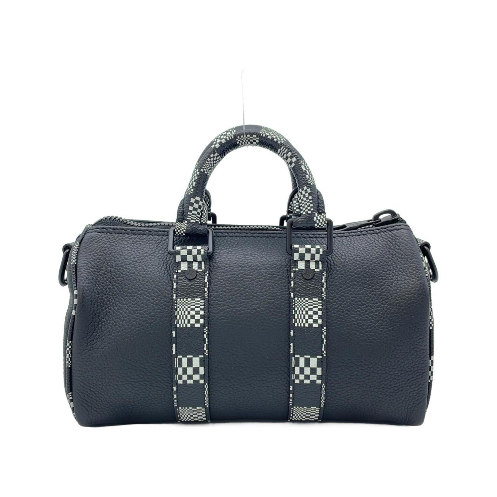 Louis Vuitton Black Leather Shoulder Bag (Pre-Owned)