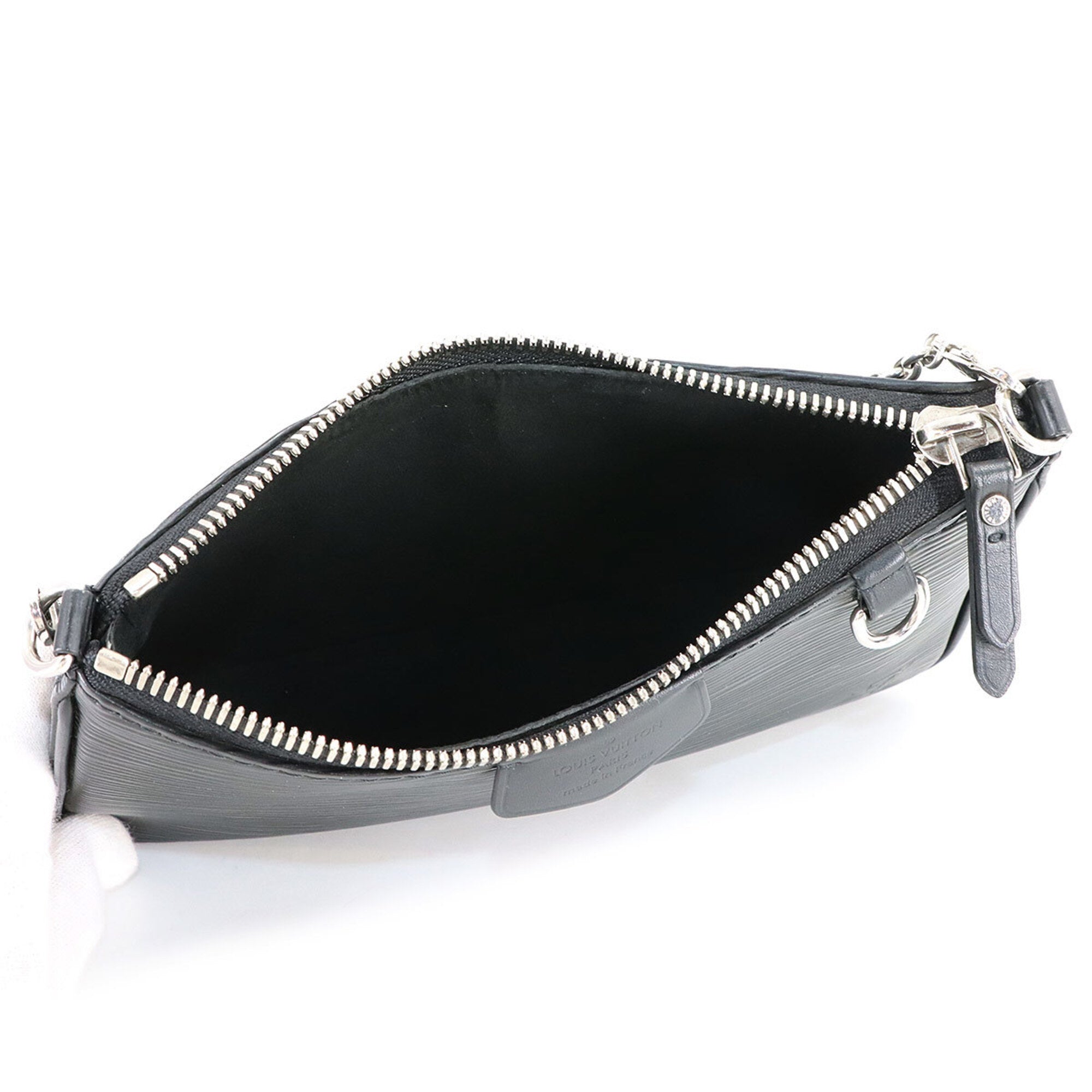 Louis Vuitton Noir Epi Leather Handbag Shoulder Bag (Pre-Owned)