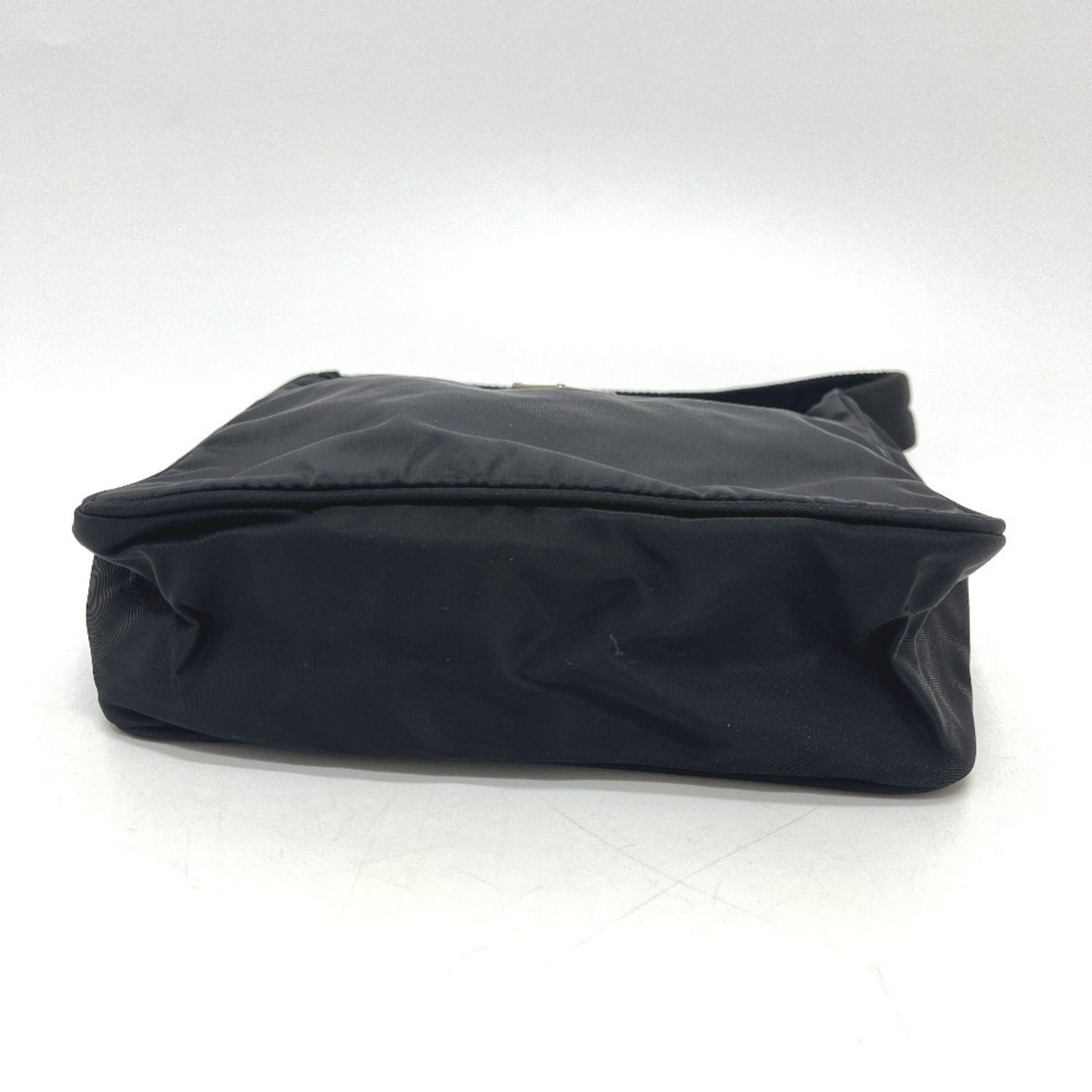Prada Black Nylon Handbag Shoulder Bag (Pre-Owned)