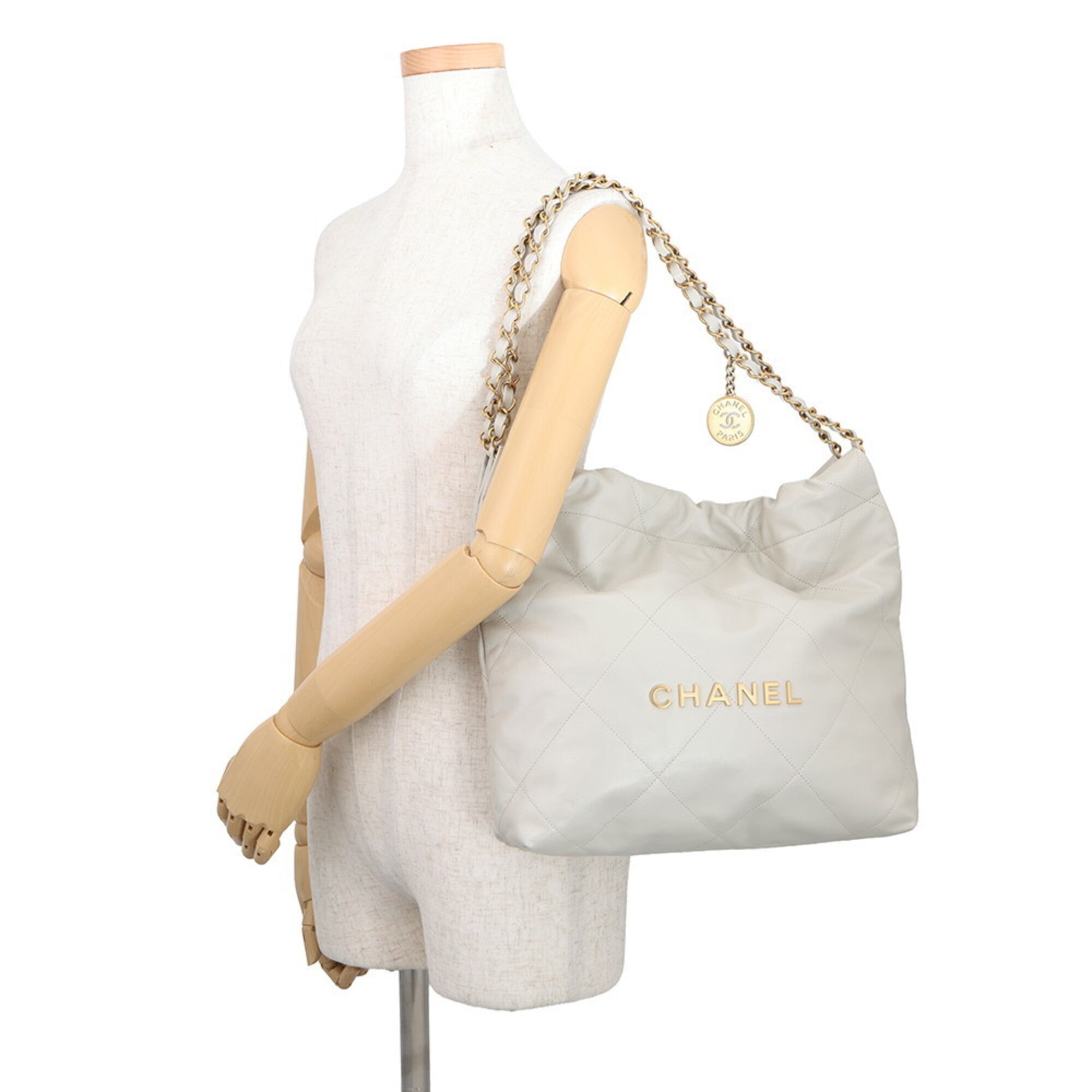 Chanel Ivory Leather Handbag Pouch (Pre-Owned)