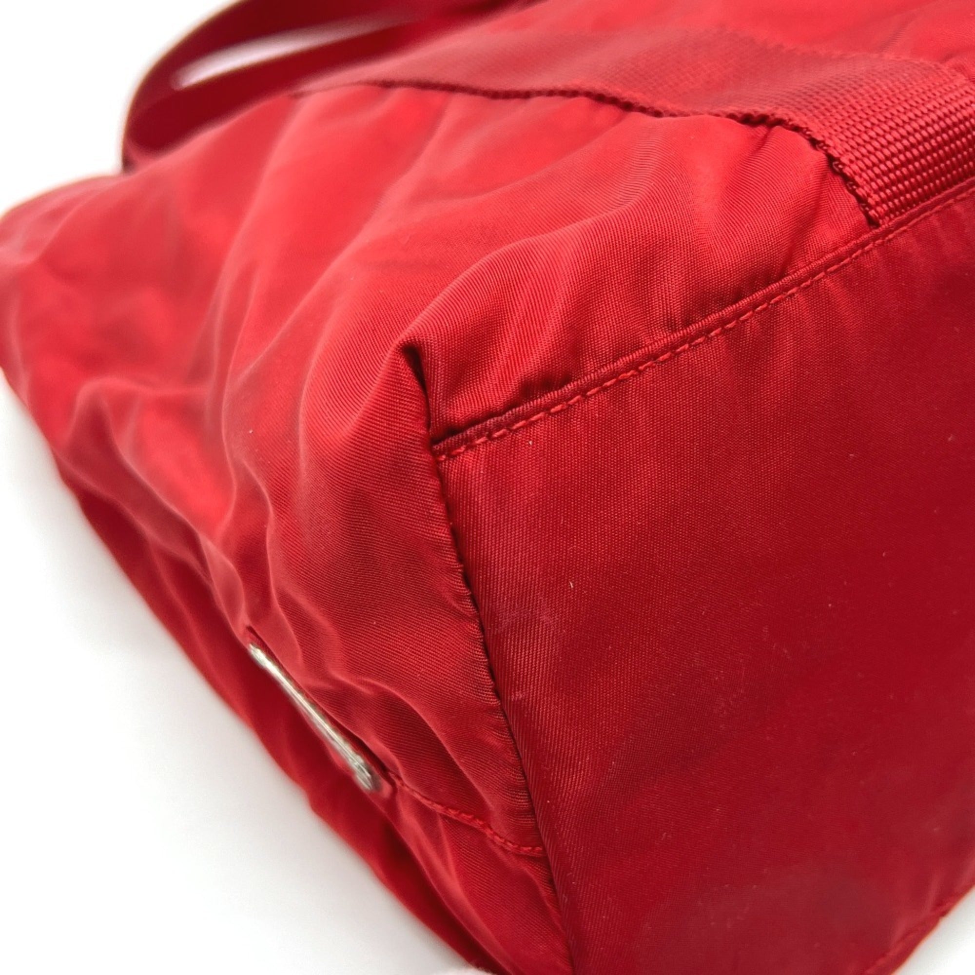 Prada Red Color Nylon Handbag Tote Bag (Pre-Owned)