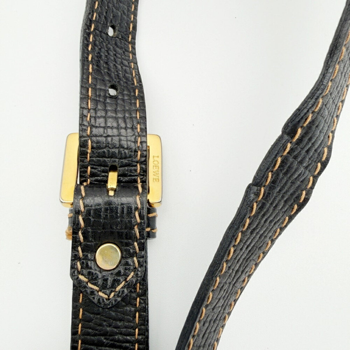 Loewe Black Leather Shoulder Bag (Pre-Owned)