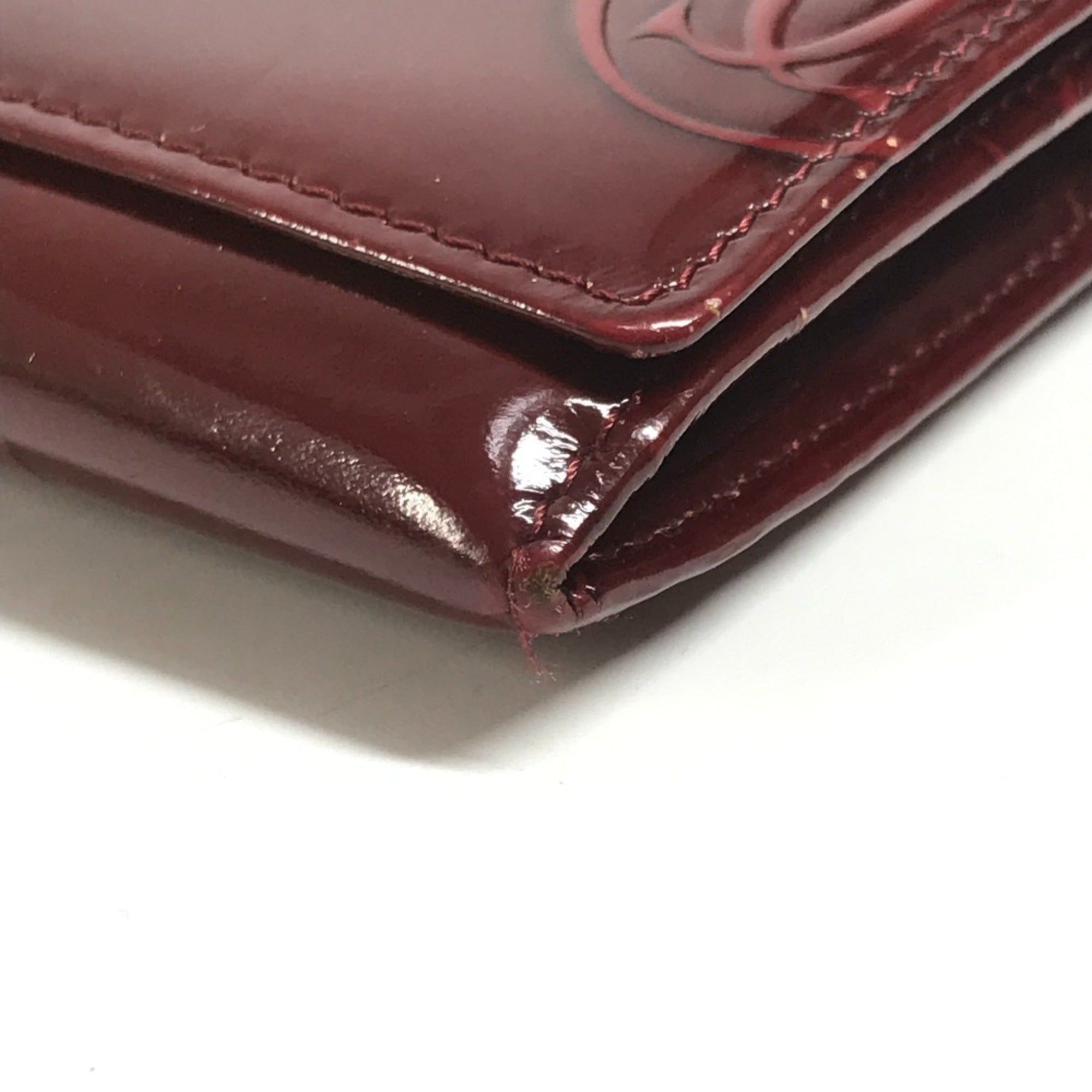 Cartier Red Color Patent Leather Long Wallet (Bi-Fold) (Pre-Owned)