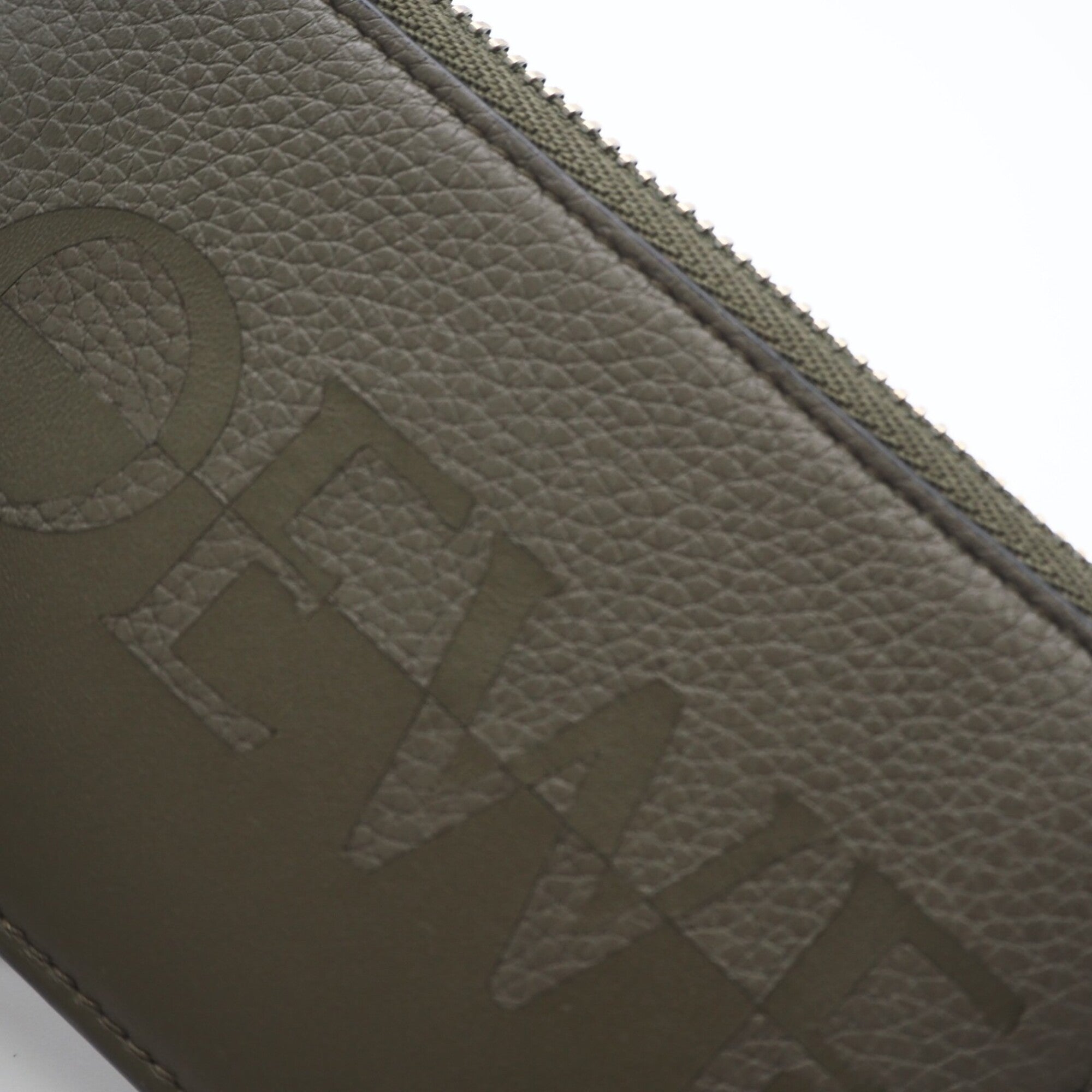 Loewe Khaki Orange Leather Coin Purse/Coin Case (Pre-Owned)