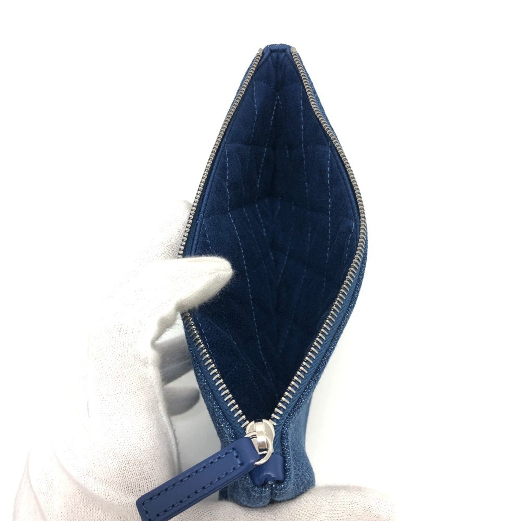 Chanel Blue Denim Shoulder Bag (Pre-Owned)