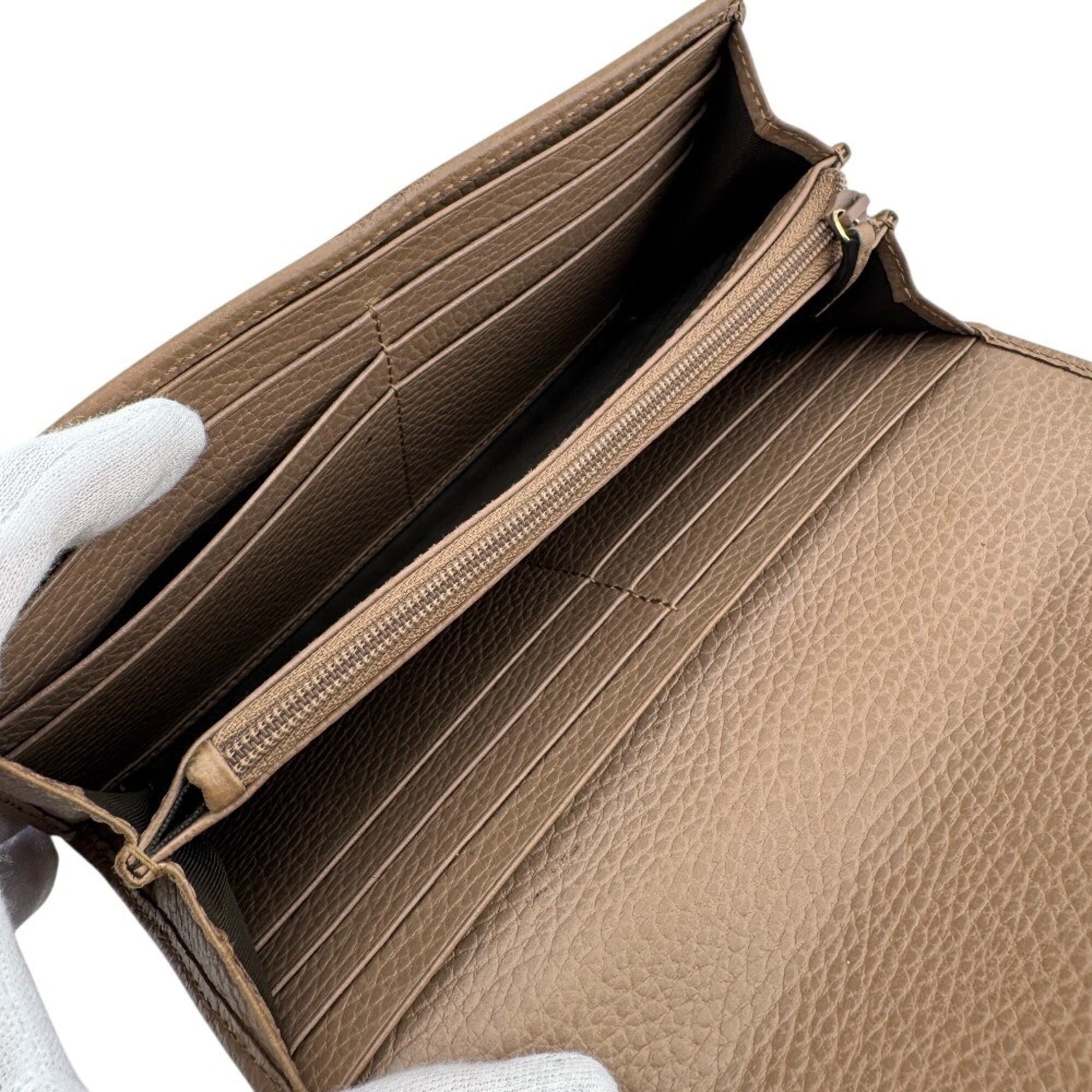 Gucci Beige Leather Long Wallet (Bi-Fold) (Pre-Owned)