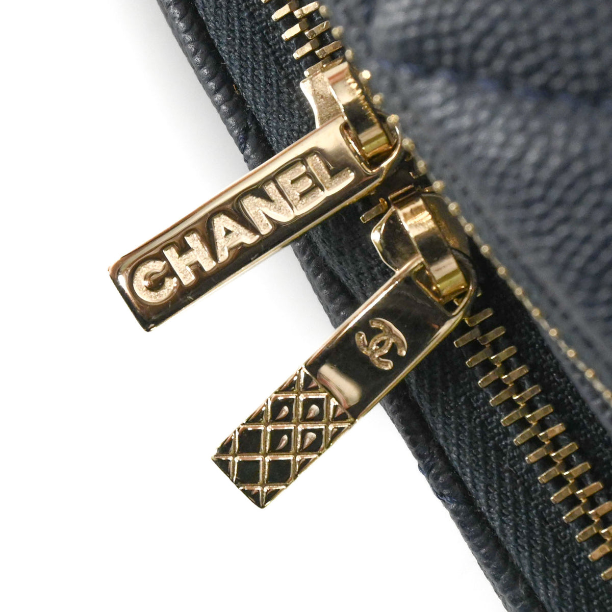 Chanel Navy Grained Calfskin Sling Bag (Pre-Owned)