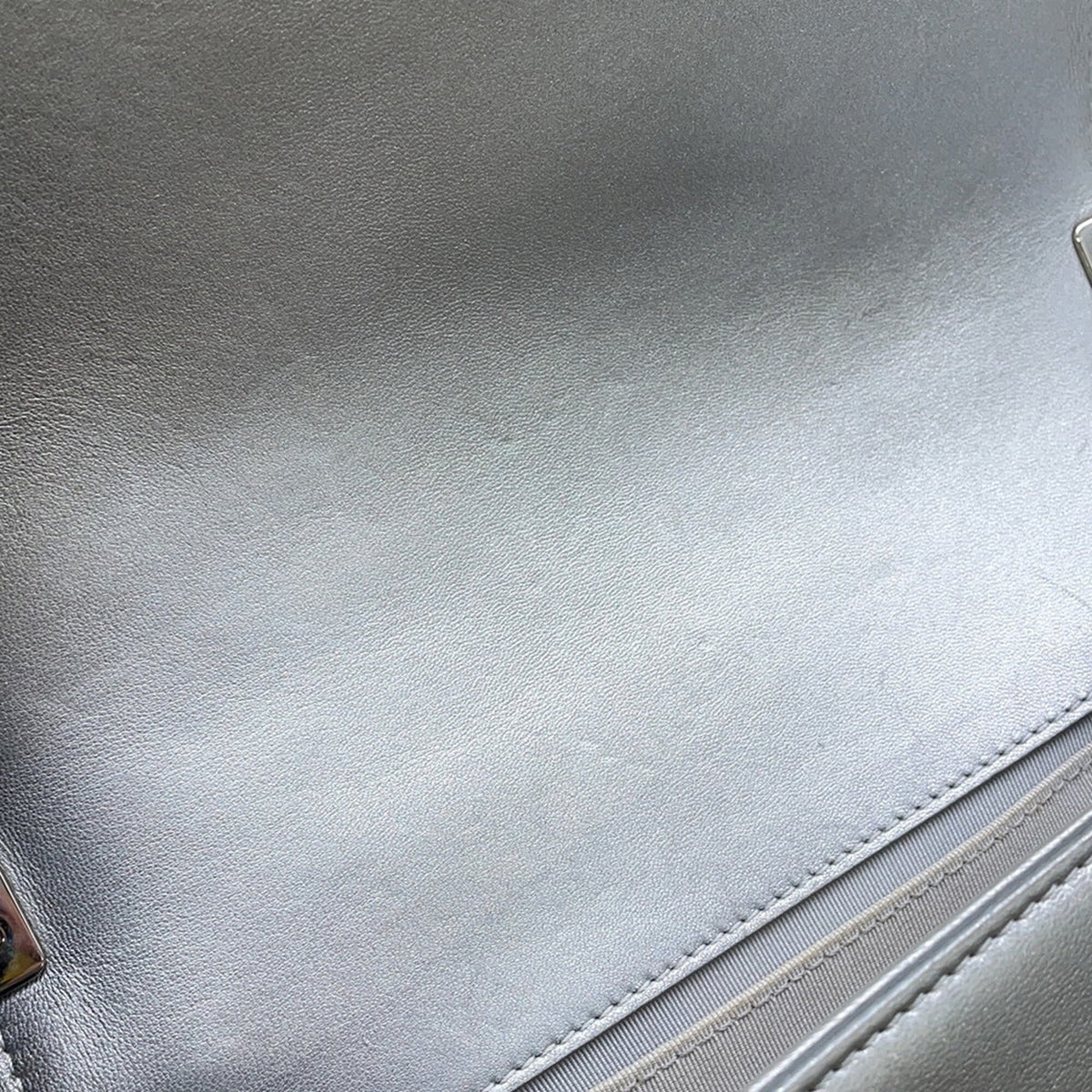 Chanel Matelasse Silver Turquoise Leather Handbag Shoulder Bag (Pre-Owned)