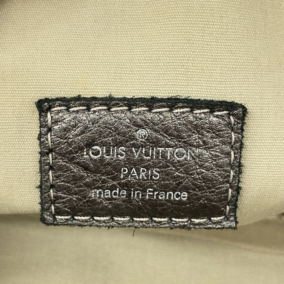 Louis Vuitton Platine Shoulder Bag (Pre-Owned)