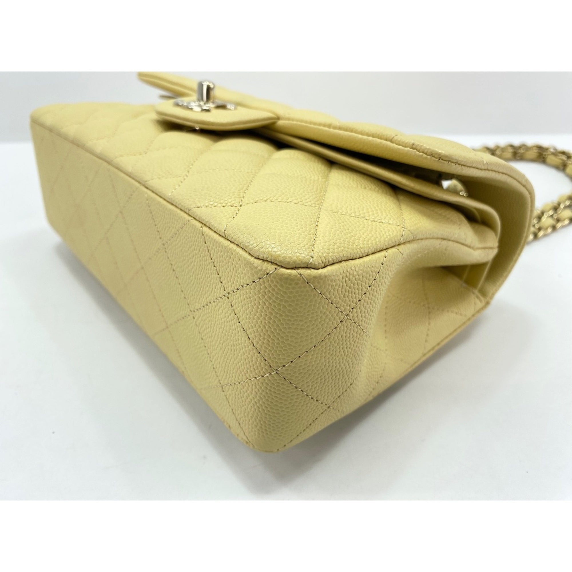Chanel Matelasse Yellow Shoulder Bag (Pre-Owned)
