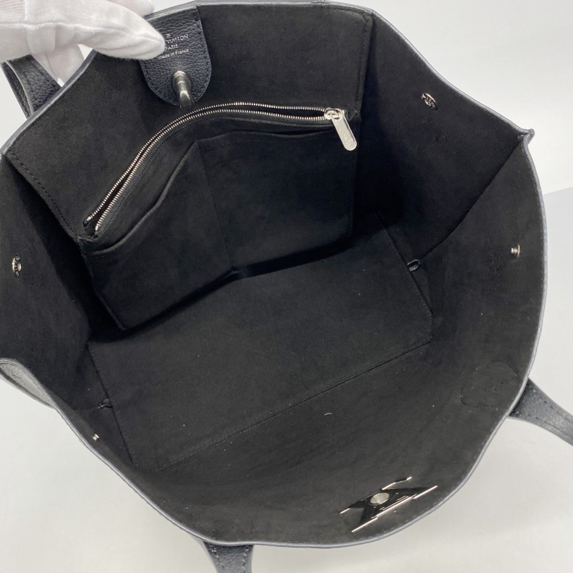 Louis Vuitton Noir Tote Bag (Pre-Owned)