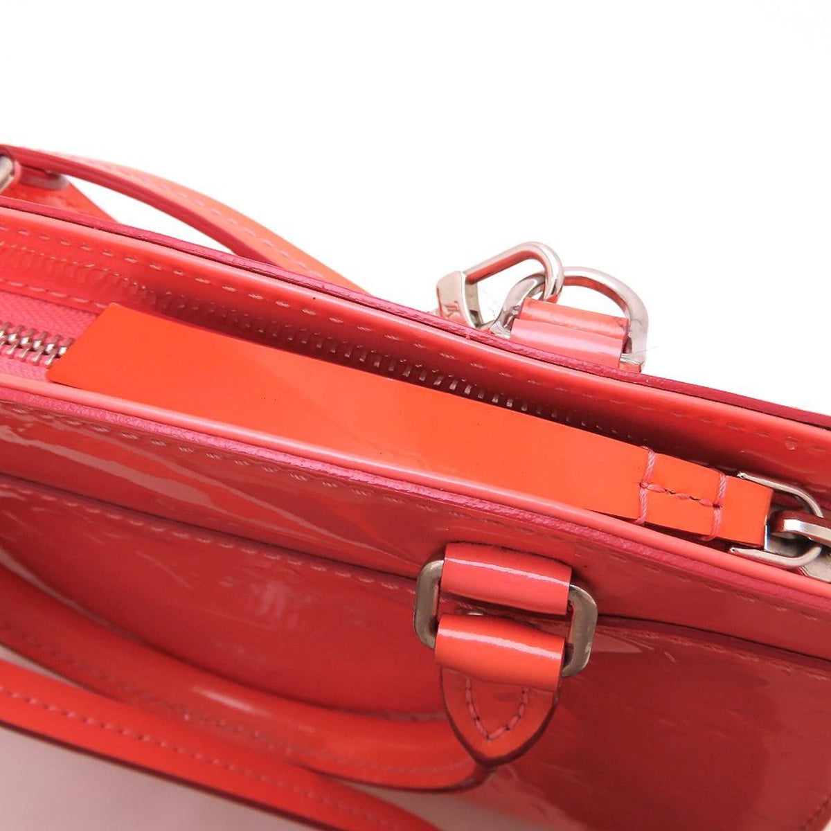 Louis Vuitton Pink Monogram Vernis Handbag (Pre-Owned)