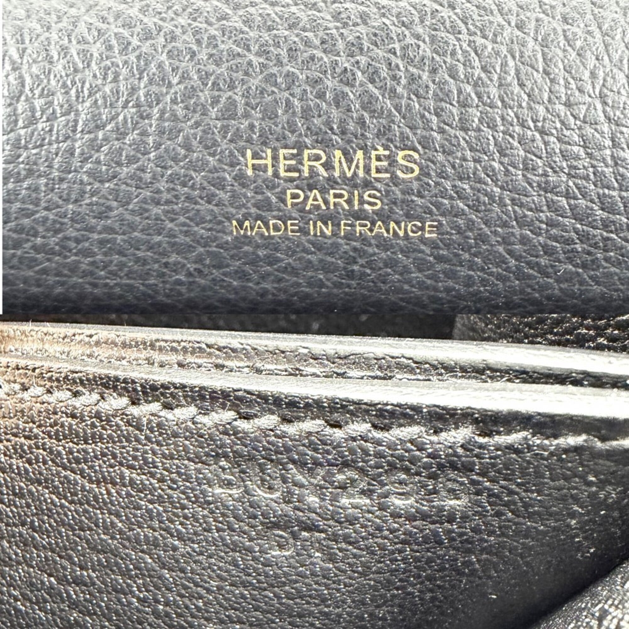 Hermes Black Leather Shoulder Bag (Pre-Owned)