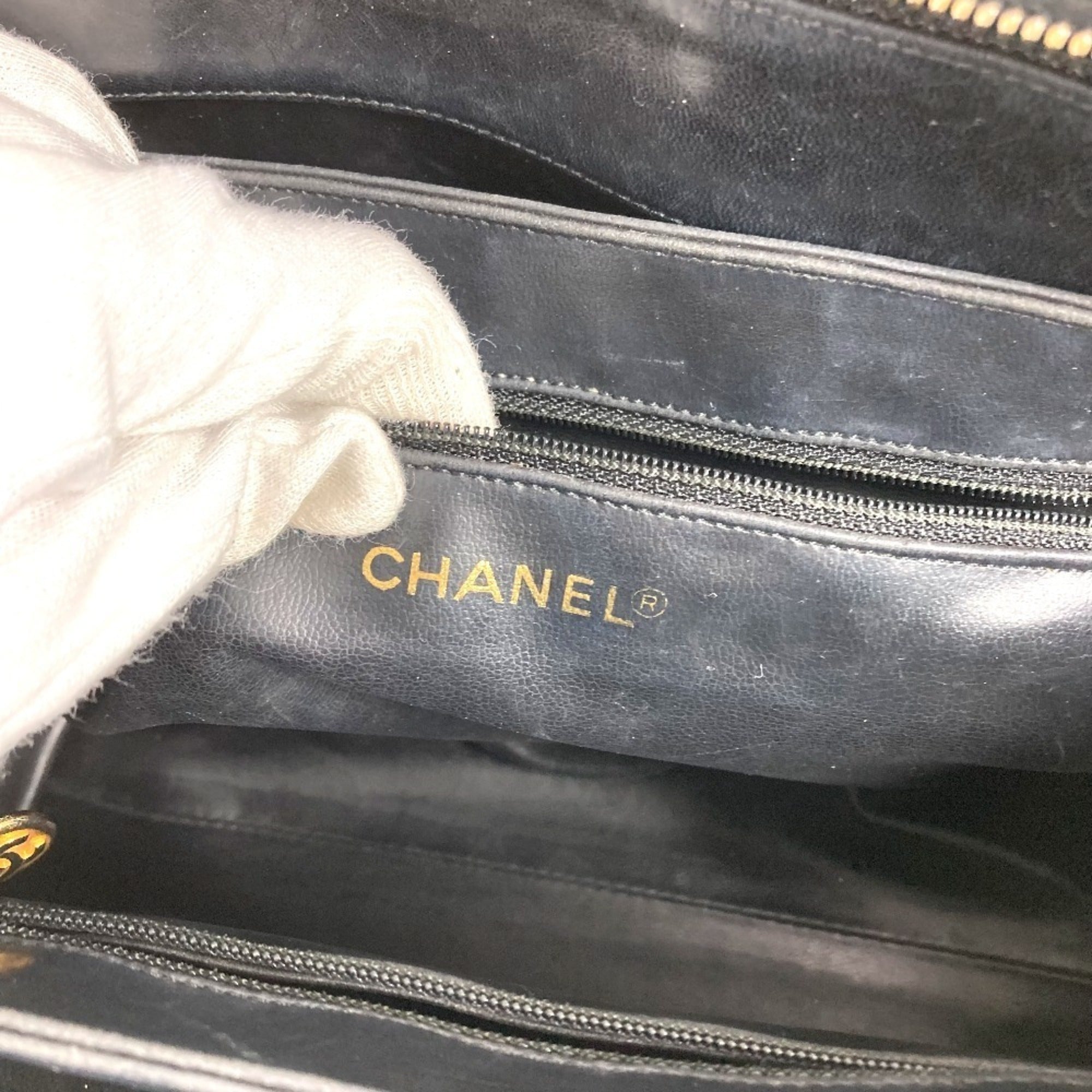 Chanel Black Leather Handbag Tote Bag (Pre-Owned)