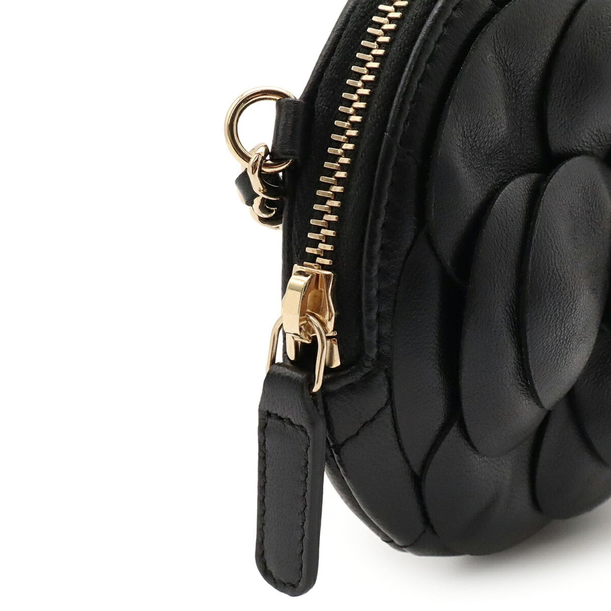 Chanel Black Leather Pochette Shoulder Bag (Pre-Owned)
