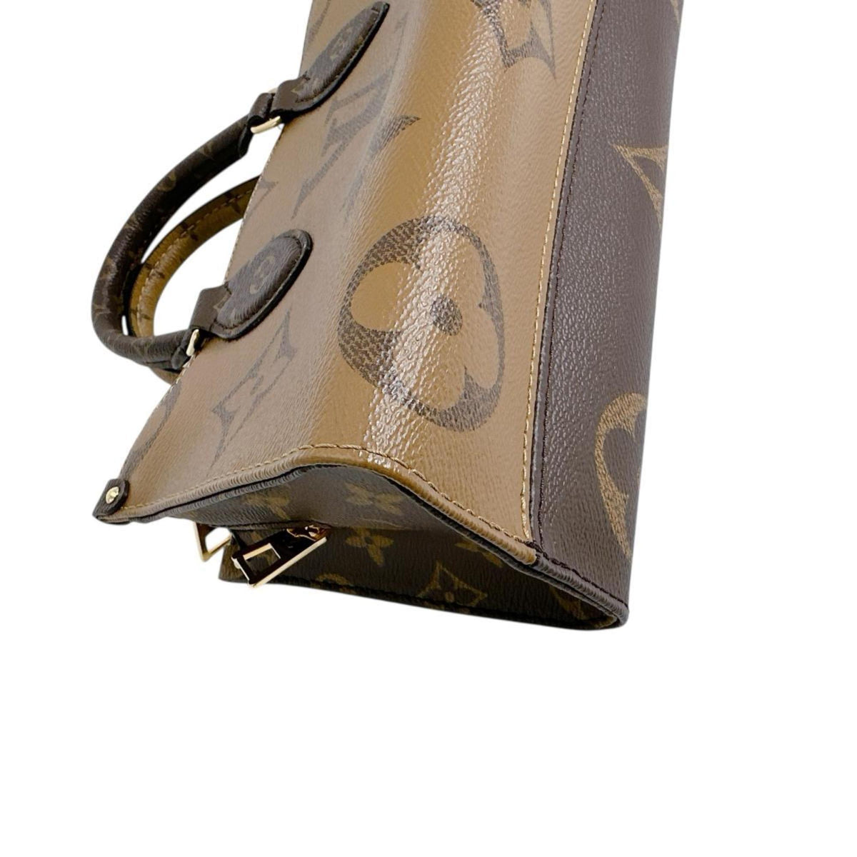 Louis Vuitton Brown Monogram Pouch Tote Bag (Pre-Owned)
