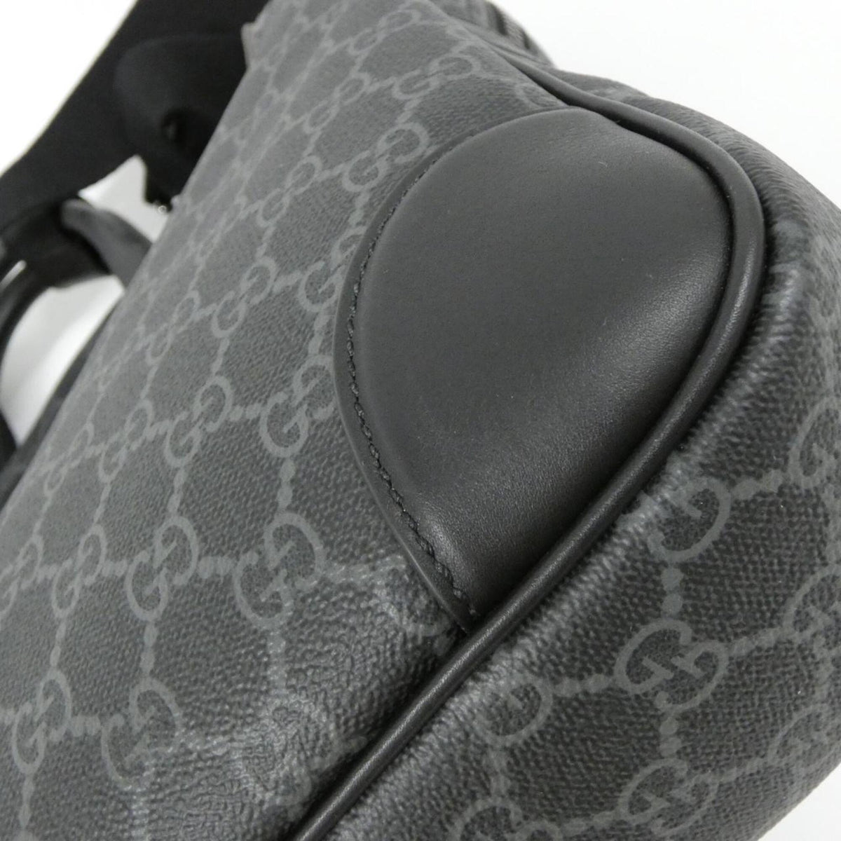 Gucci Black Coated Canvas Handbag (Pre-Owned)