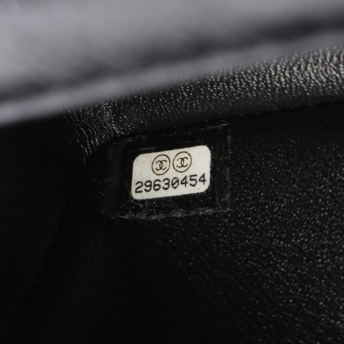 Chanel Black Leather Handbag Shoulder Bag (Pre-Owned)