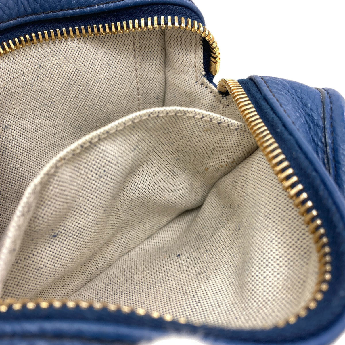 Miu Miu Blue Leather Handbag (Pre-Owned)