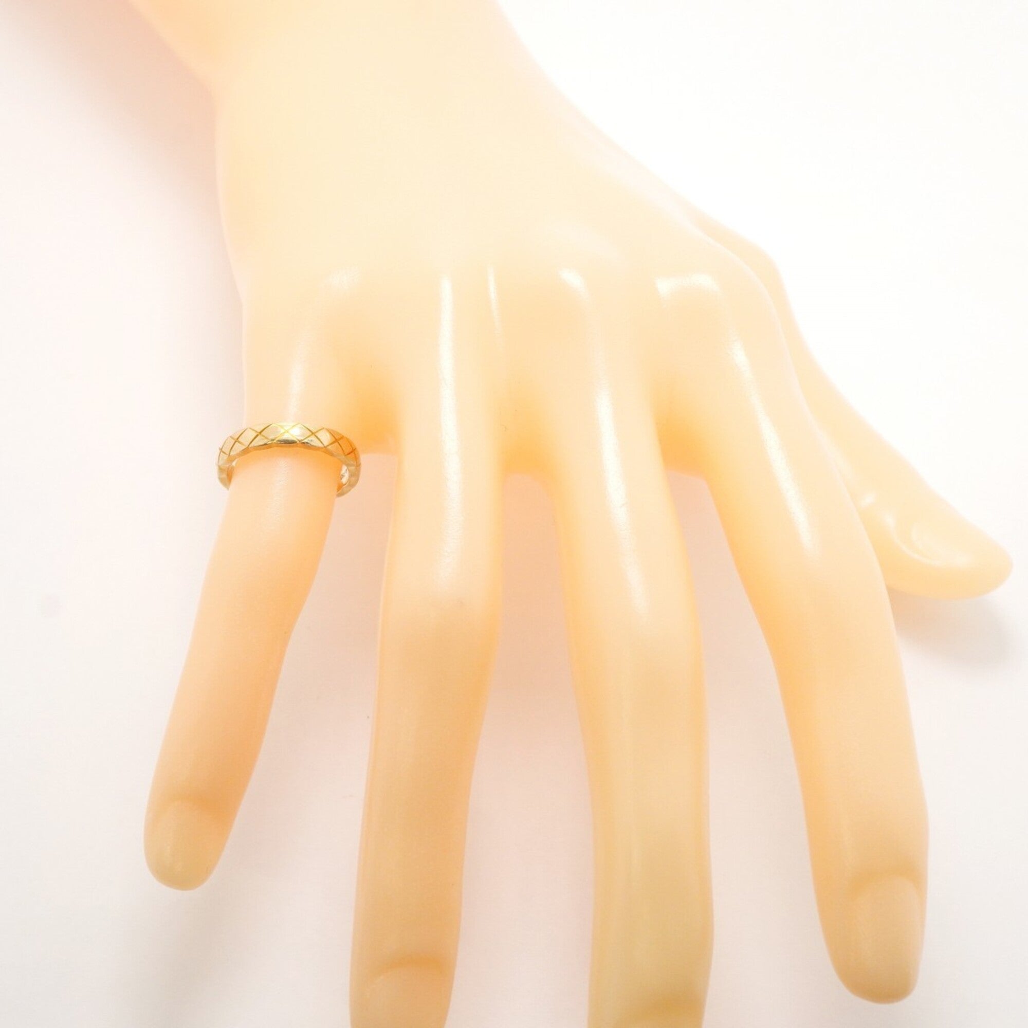 Chanel Yellow Gold (18K) Band Ring (Pre-Owned)