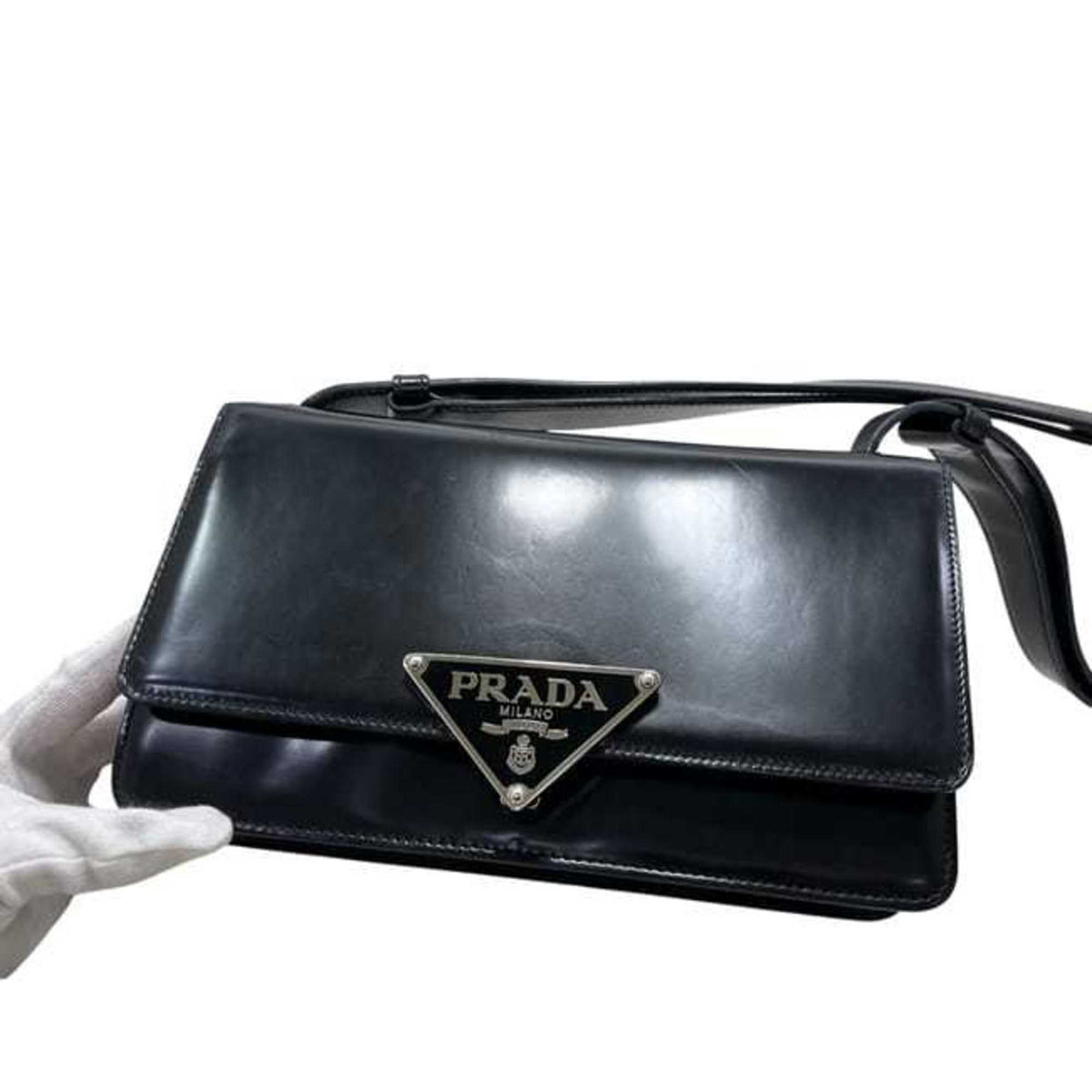 Prada Black Nero Leather Shoulder Bag (Pre-Owned)