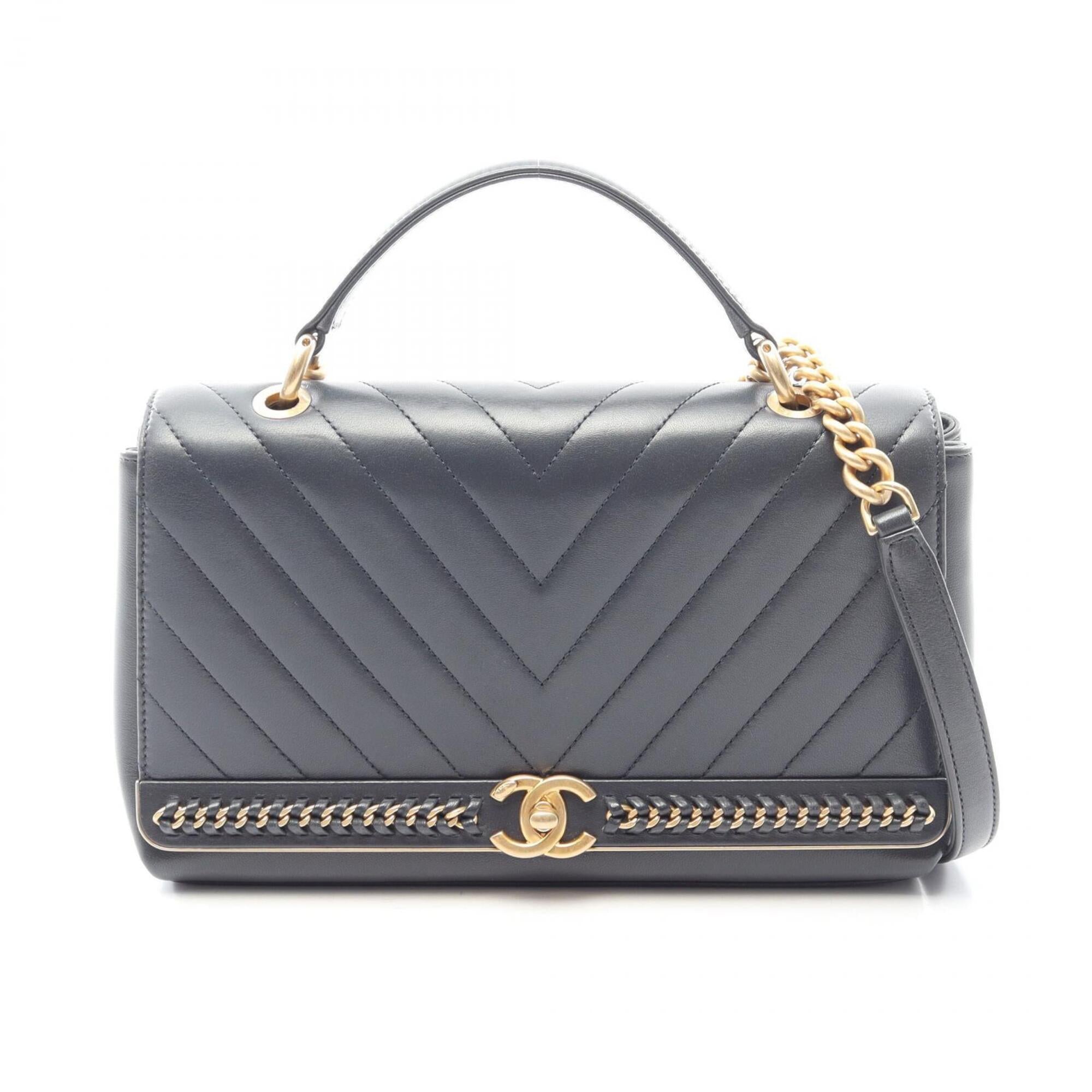 Chanel Navy Leather Handbag Shoulder Bag (Pre-Owned)