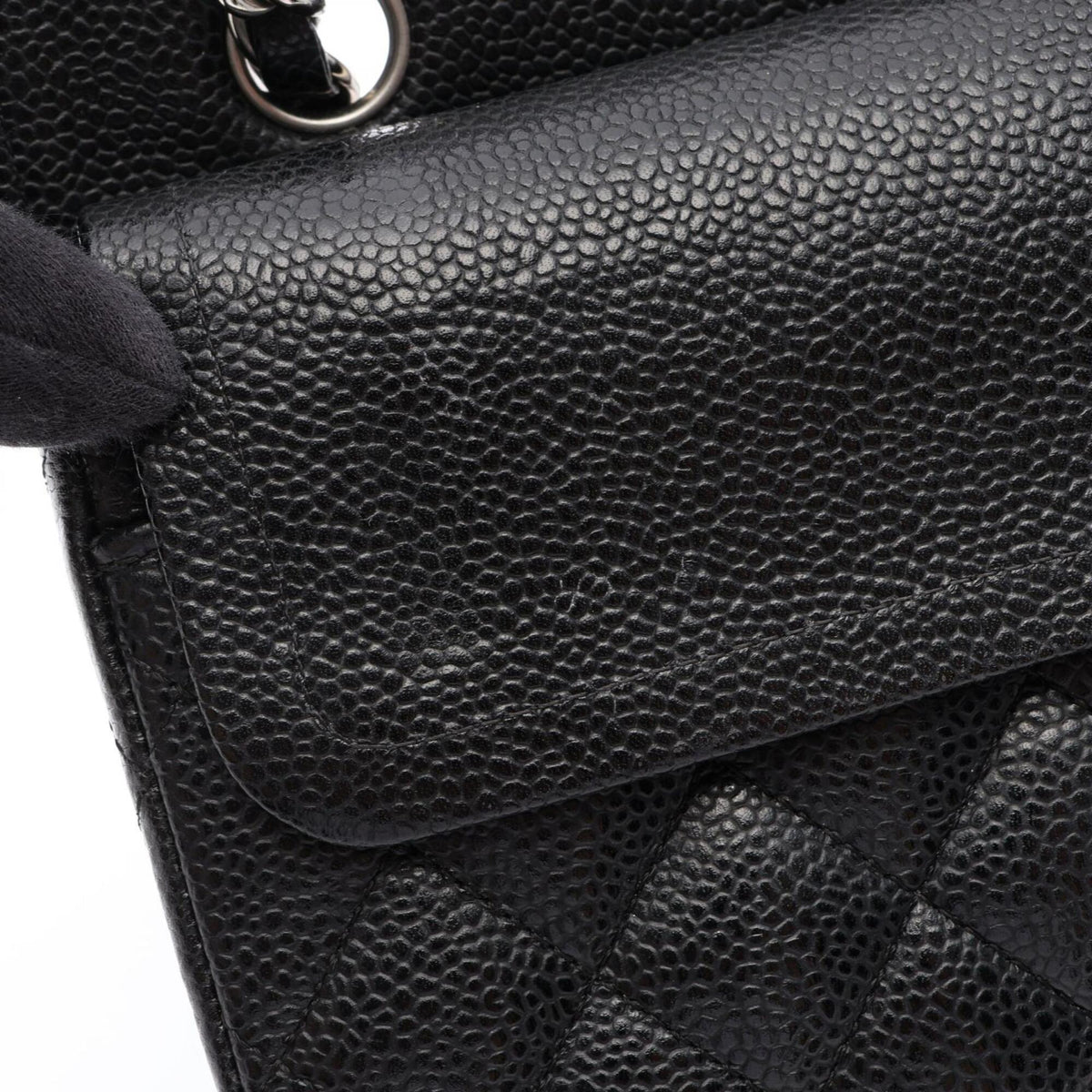 Chanel Black Grained Calfskin Handbag Shoulder Bag (Pre-Owned)