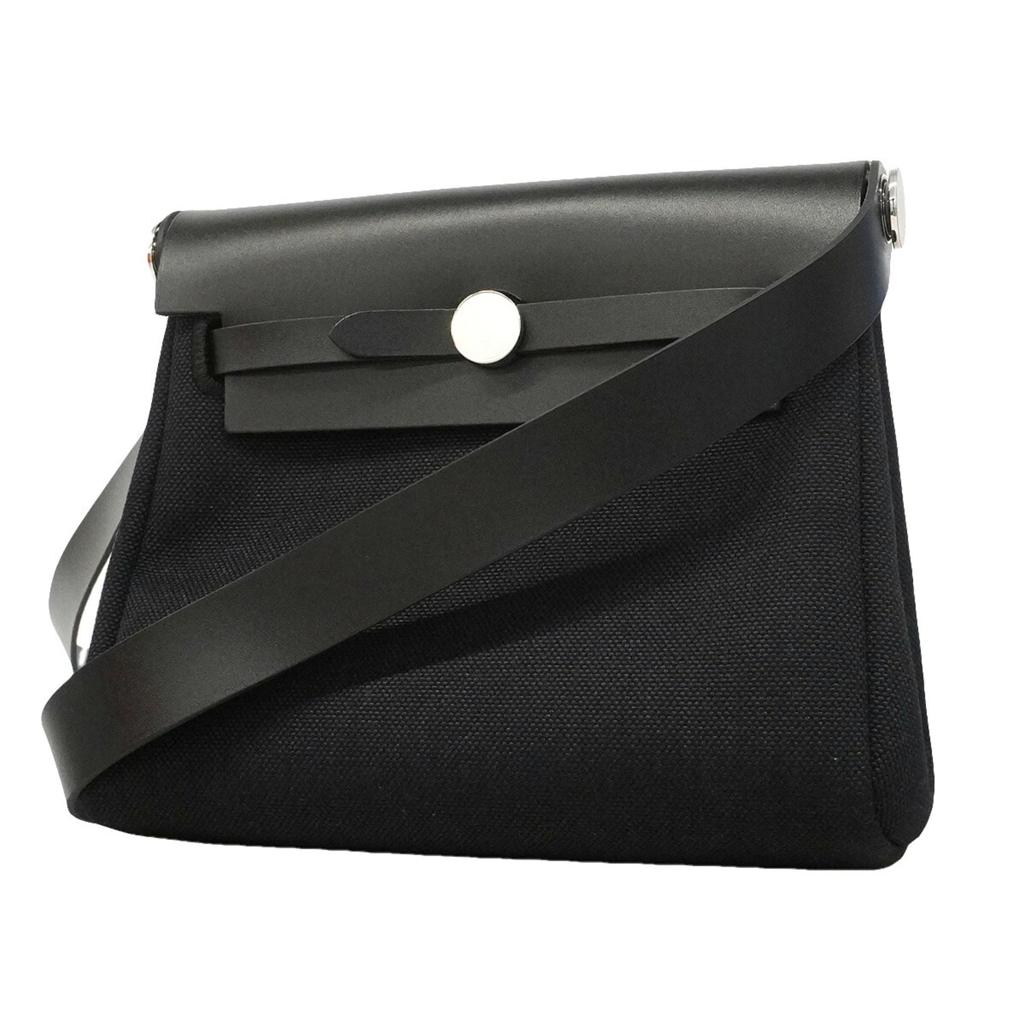 Hermes Black Shoulder Bag (Pre-Owned)