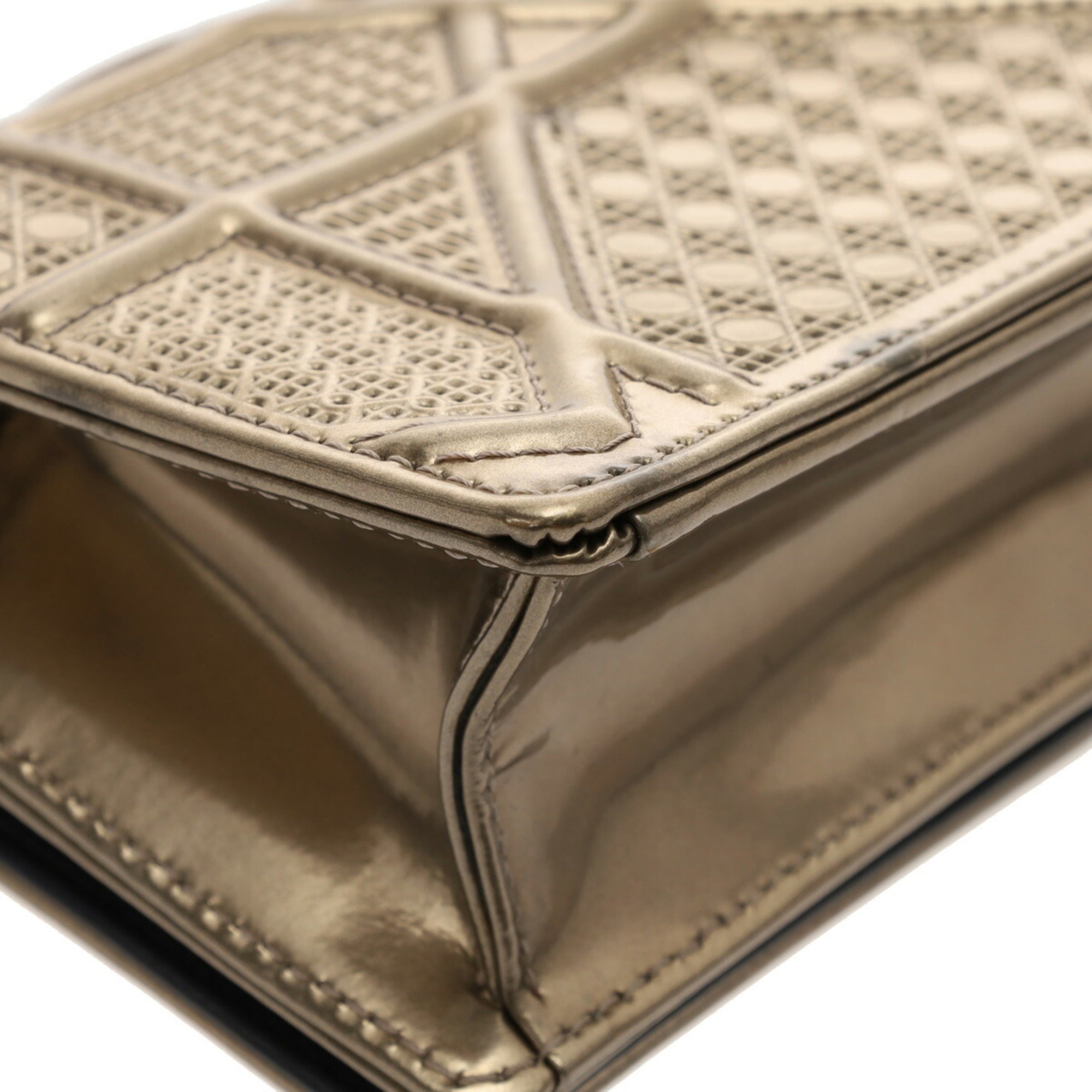 Christian Dior Gold Leather Shoulder Bag (Pre-Owned)