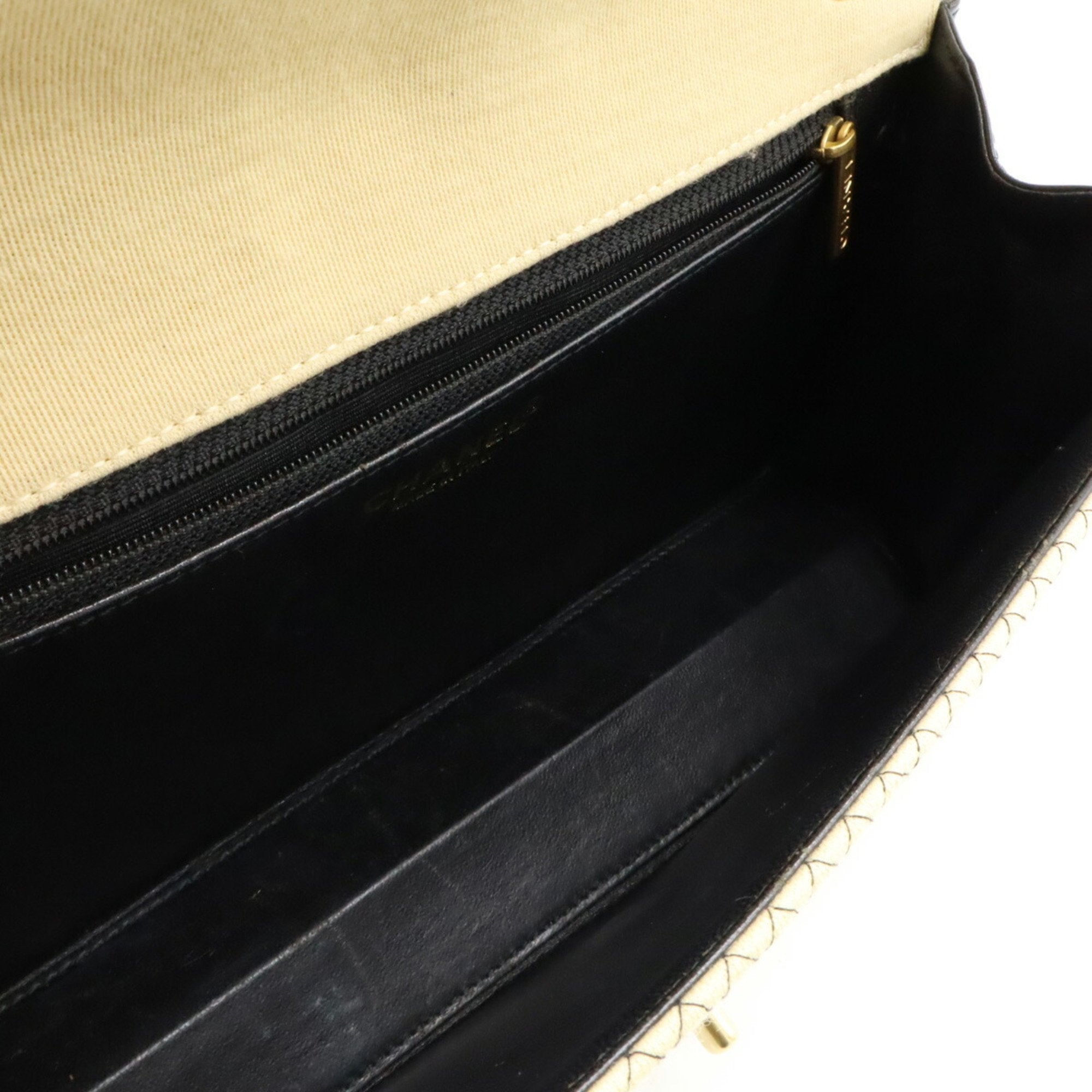 Chanel Beige Black Jersey Leather Shoulder Bag (Pre-Owned)