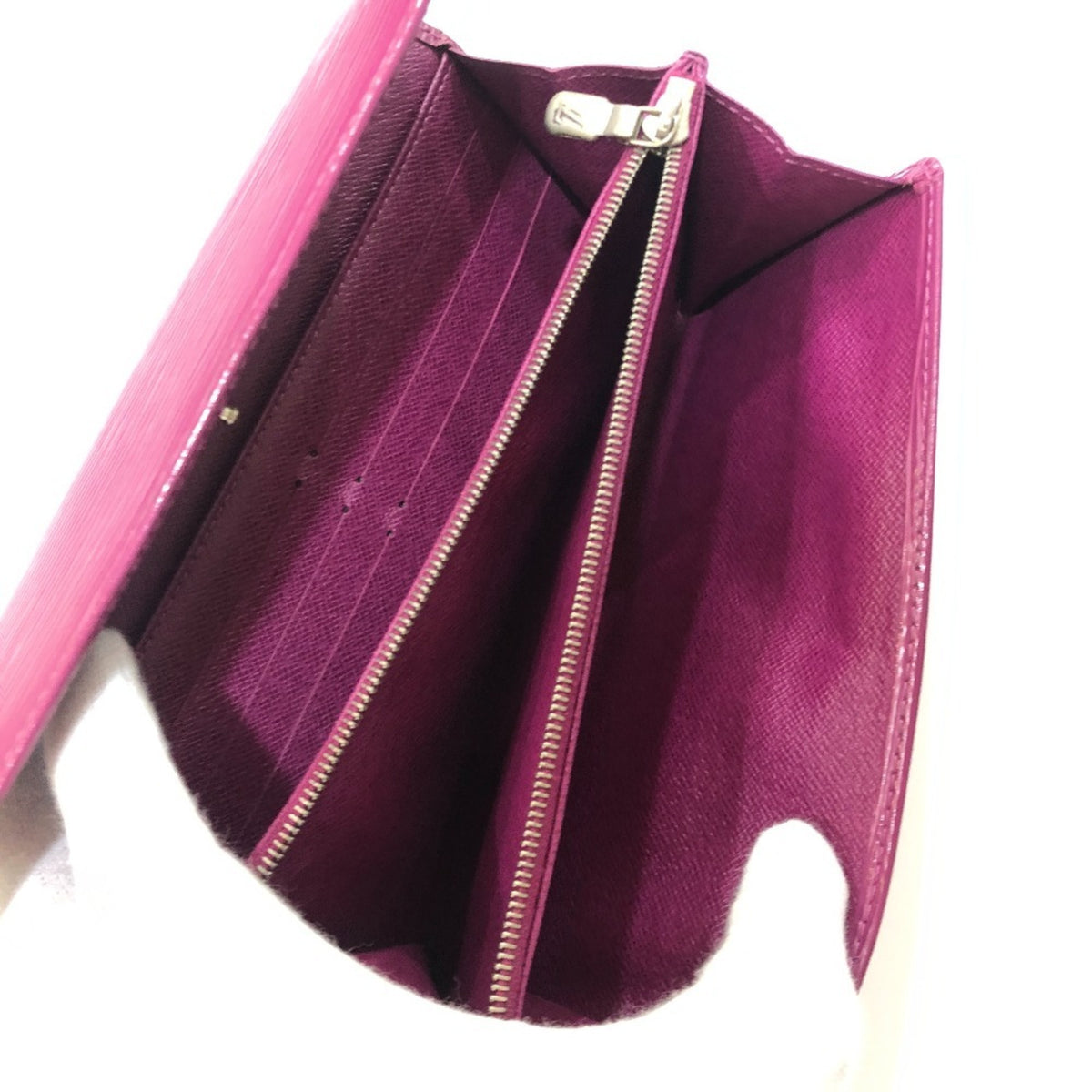 Louis Vuitton Epi Fuchsia Purple Epi Leather Long Wallet (Bi-Fold) (Pre-Owned)