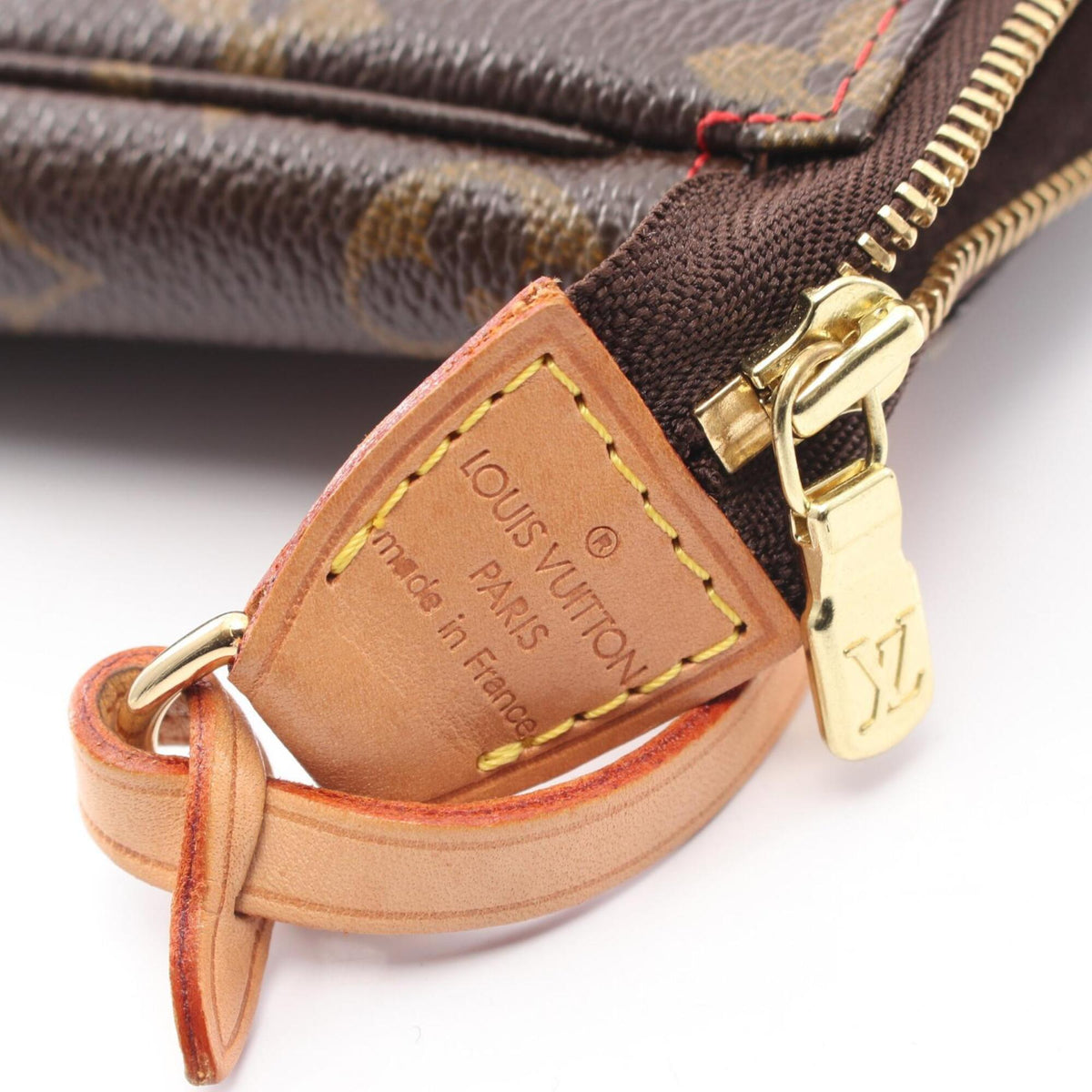 Louis Vuitton Brown Red Color Coated Canvas Leather Handbag Pochette (Pre-Owned)