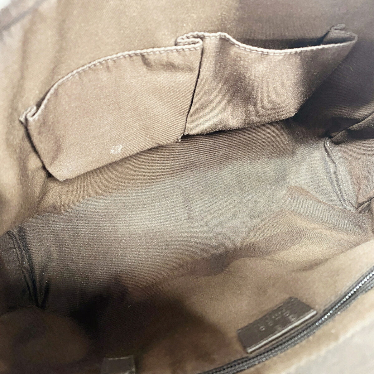 Gucci Beige Canvas Shoulder Bag (Pre-Owned)