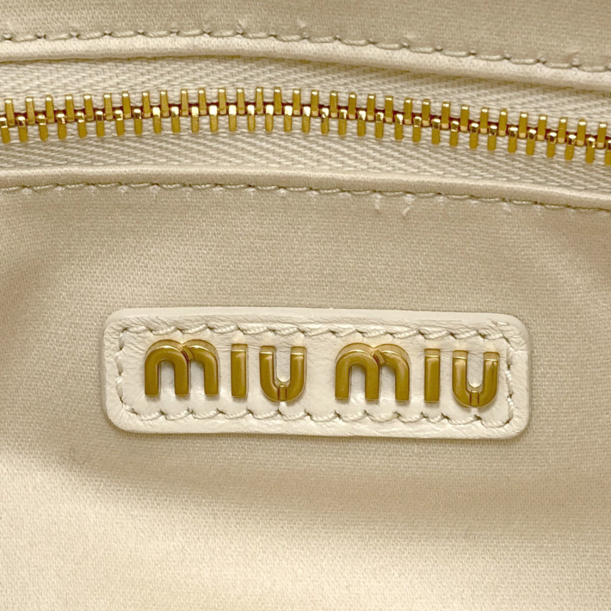 Miu Miu White Leather Handbag (Pre-Owned)