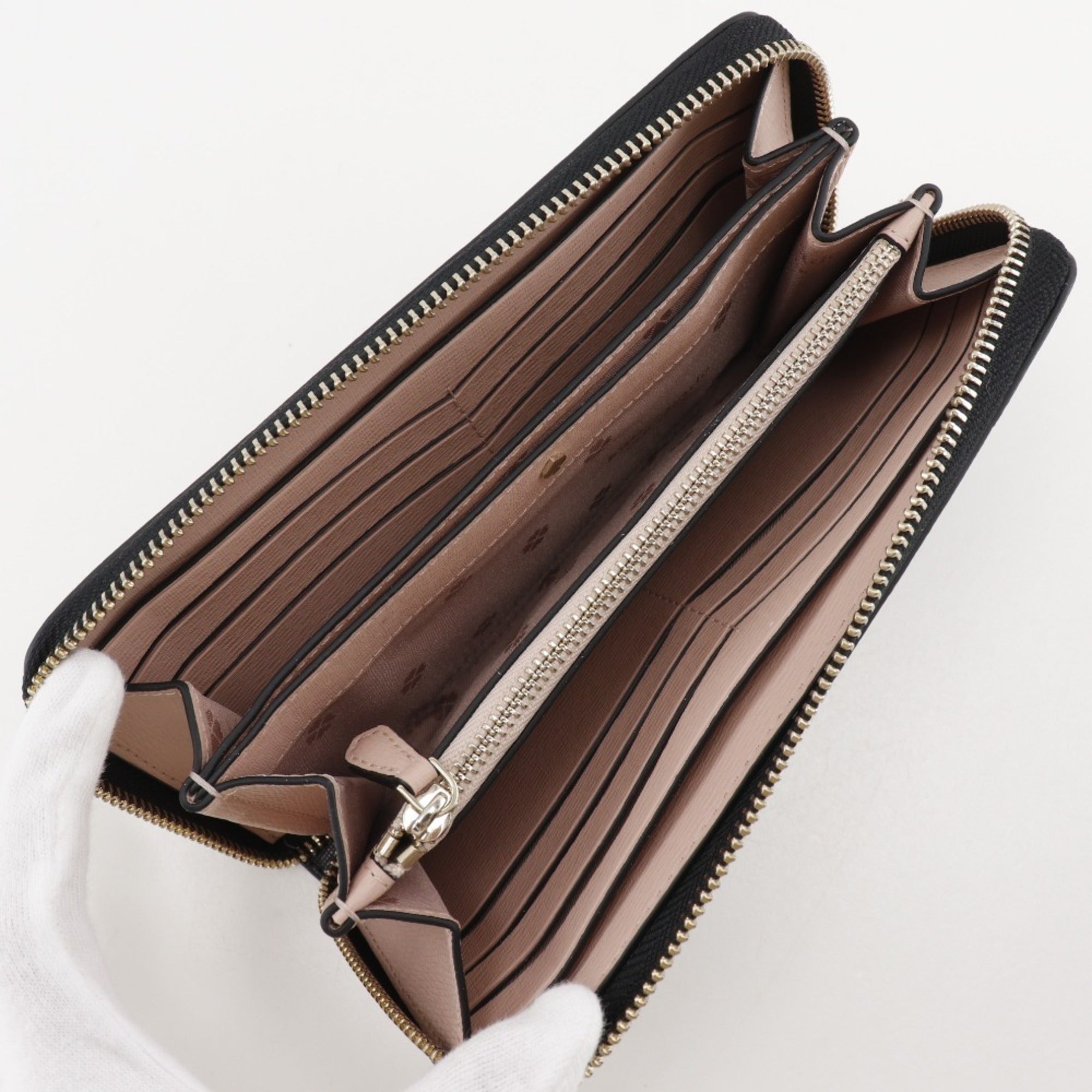 Kate Spade Black Leather Long Wallet (Bi-Fold) (Pre-Owned)