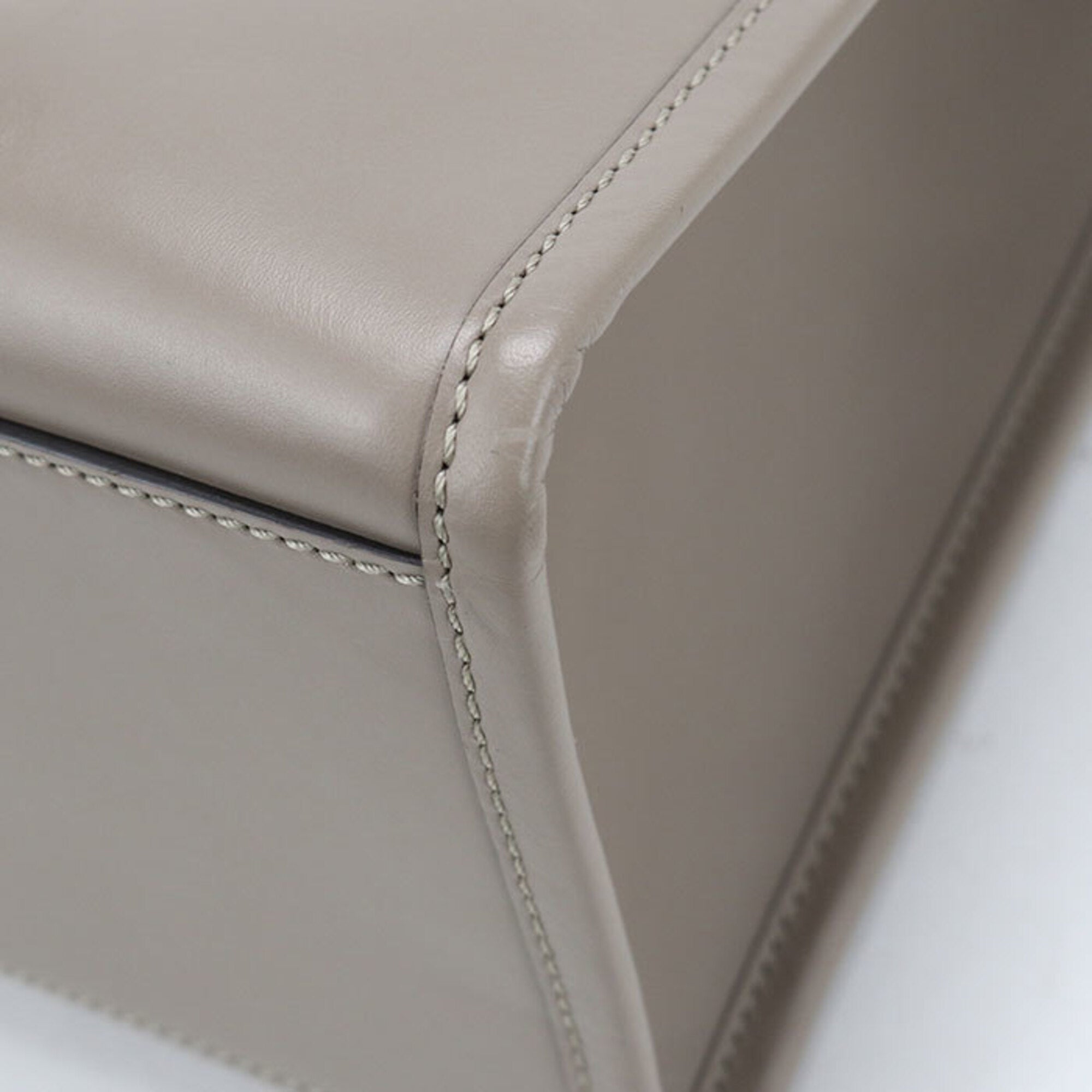 Fendi Gray Leather Tote Bag (Pre-Owned)