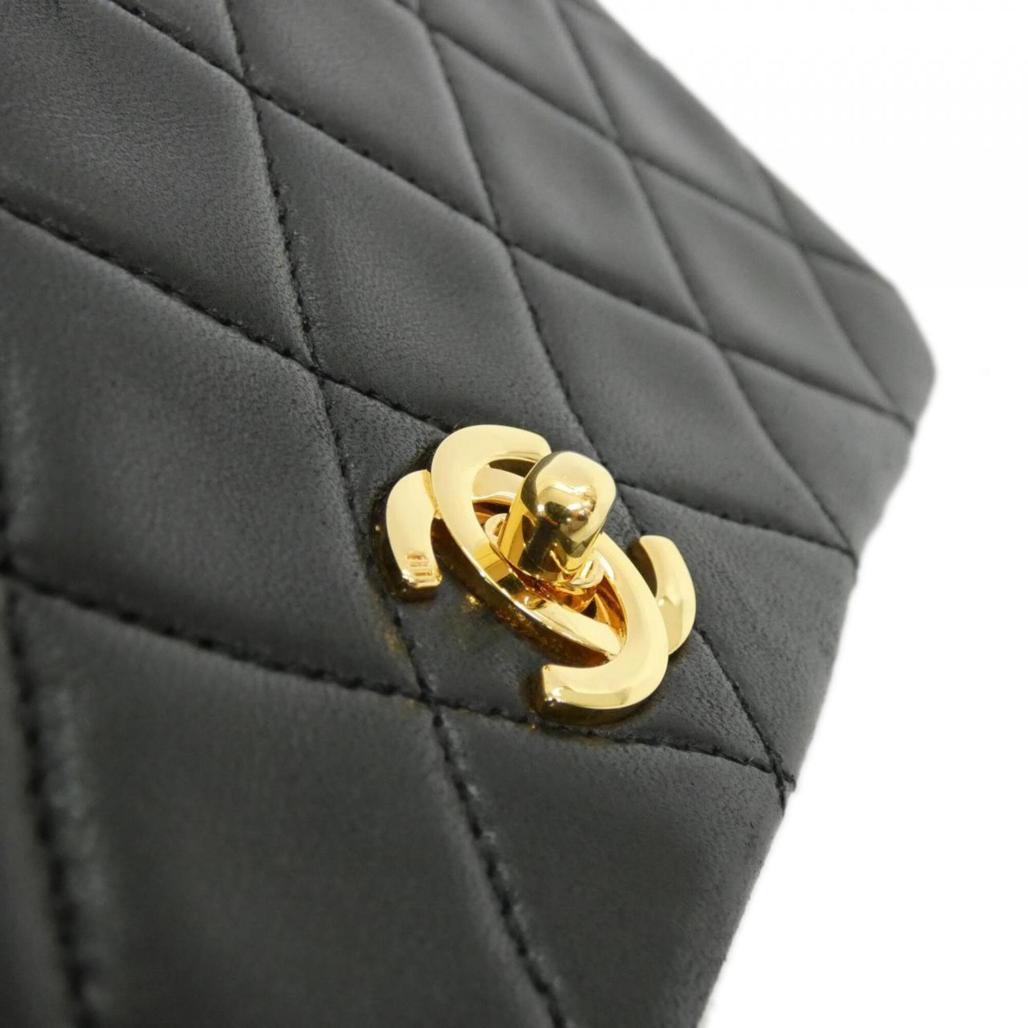 Chanel Black Leather Shoulder Bag (Pre-Owned)