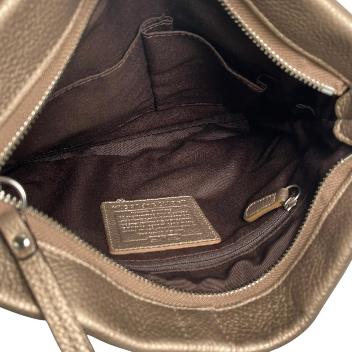 Coach Gold Leather Shoulder Bag (Pre-Owned)