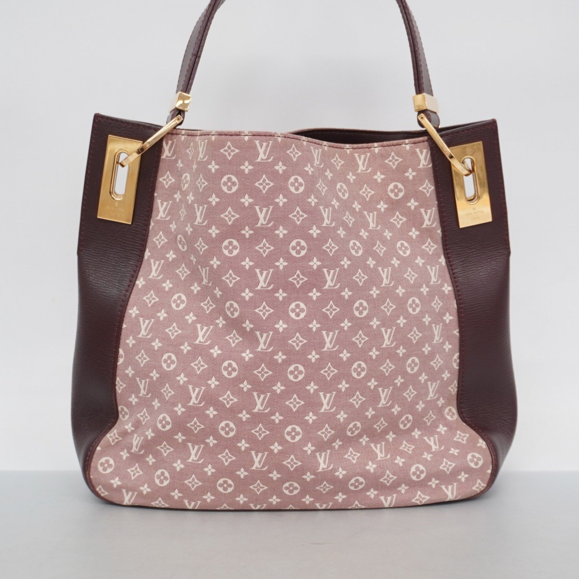 Louis Vuitton Sepia Shoulder Bag (Pre-Owned)