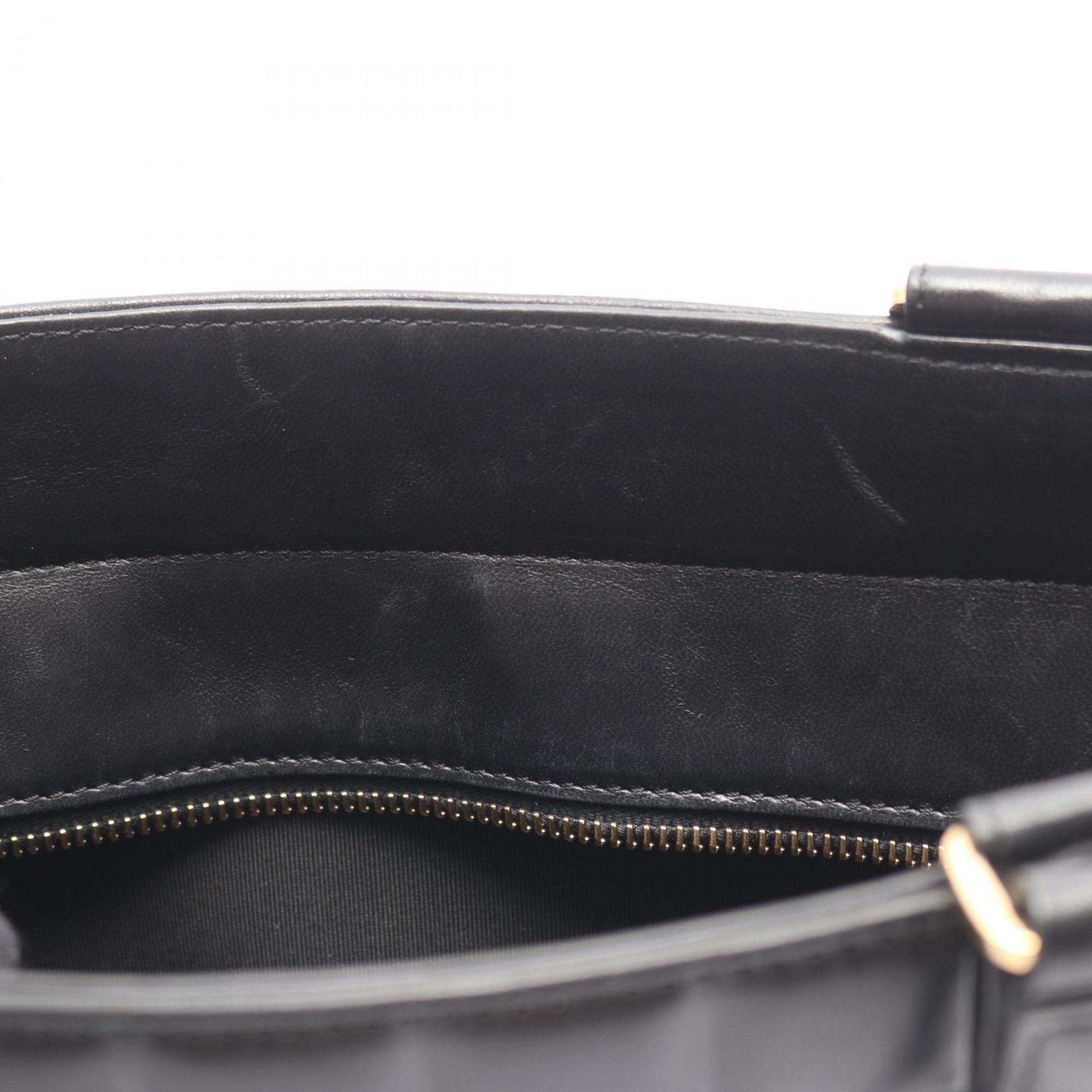 Chanel Black Leather Tote Bag (Pre-Owned)