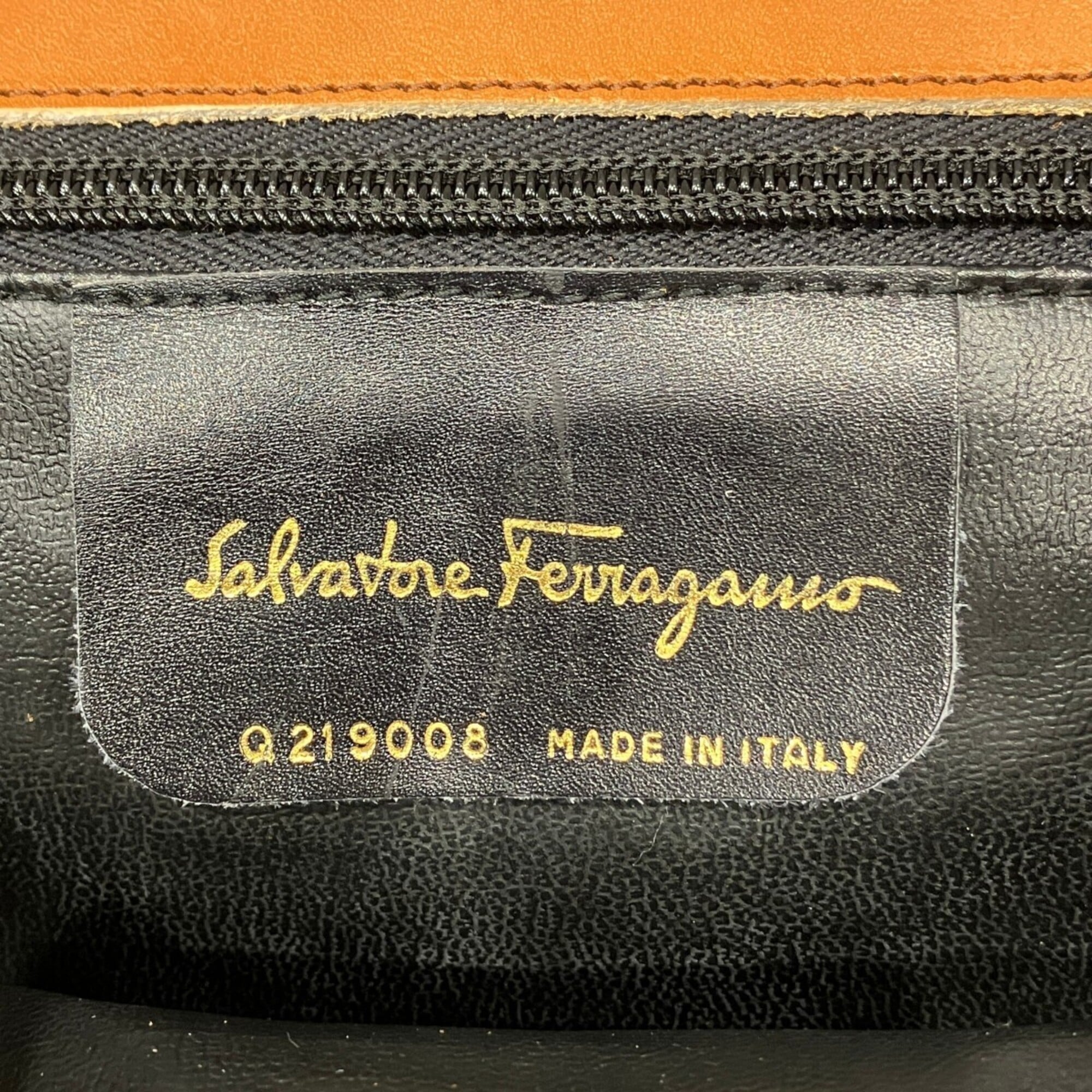Salvatore Ferragamo Navy Canvas Shoulder Bag (Pre-Owned)